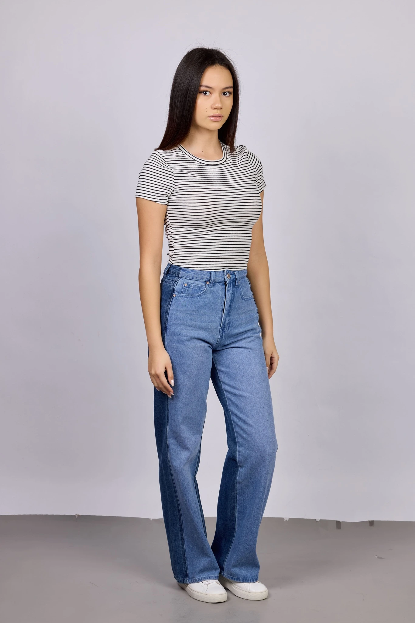 Футболка бело-черная полоска для женщин 42265-46 67