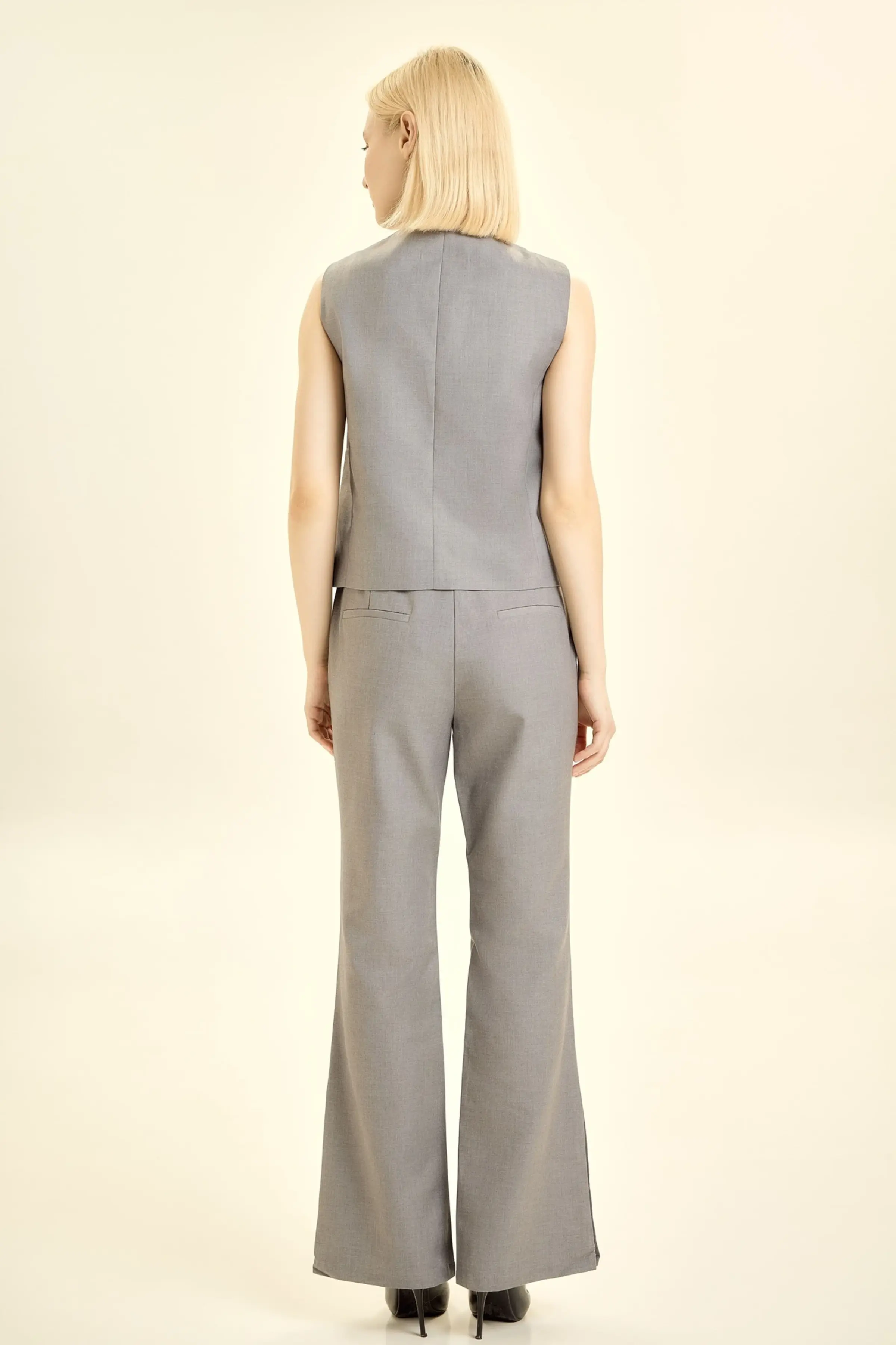 Жилетка серый для женщин 46135-61 68