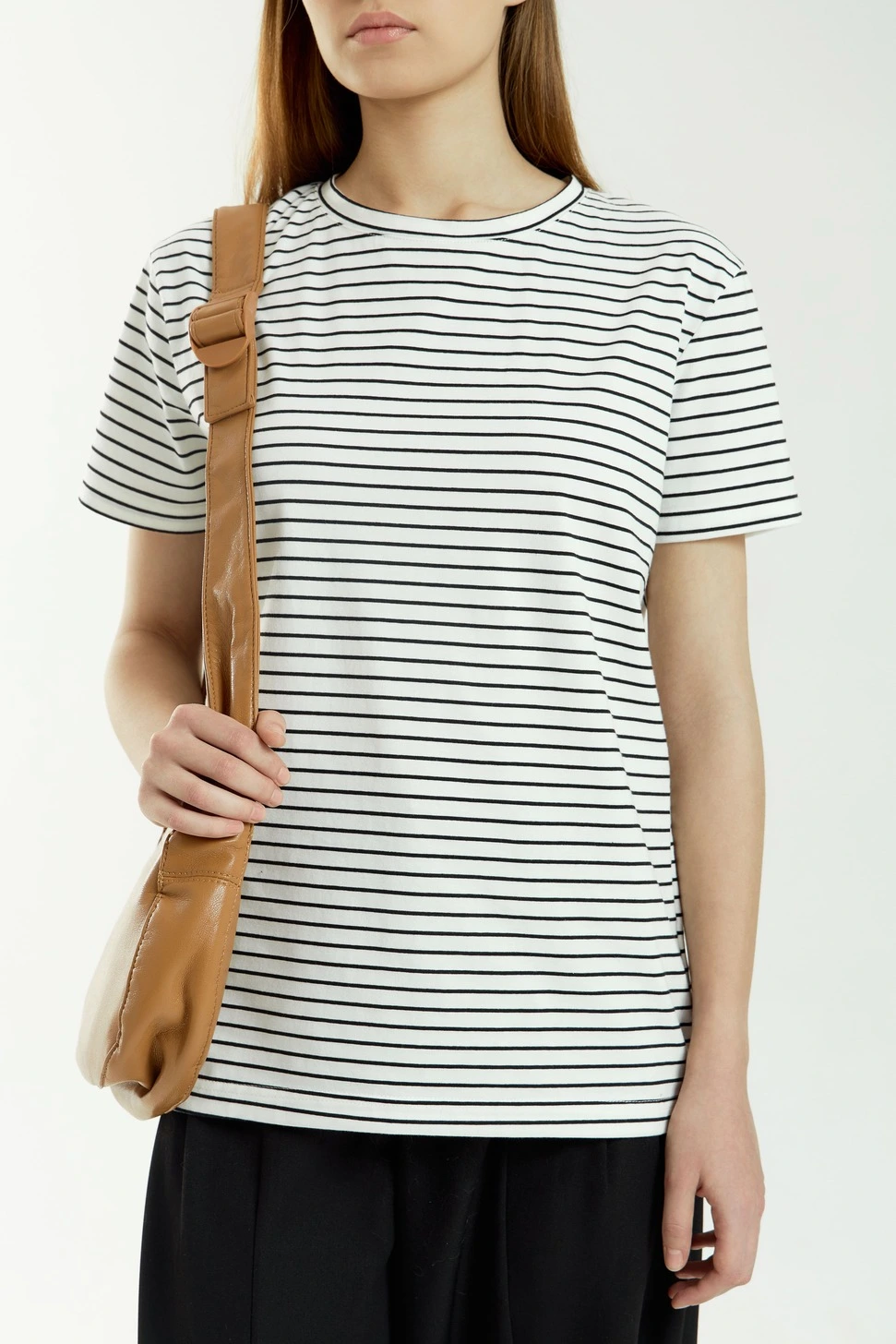 Футболка бело-черная полоска для женщин 44286-46 67