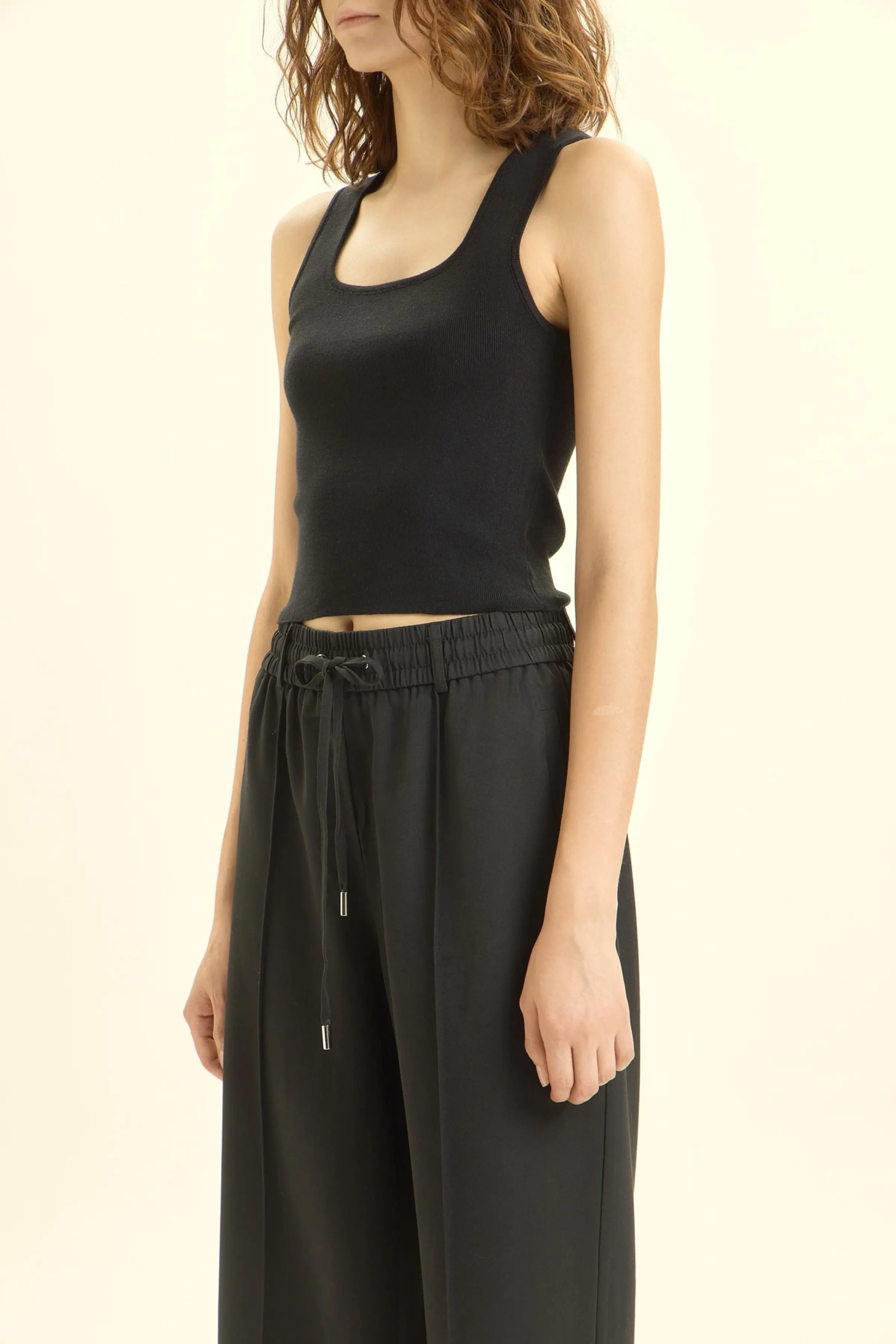 Топ черный для женщин 46189-1 46