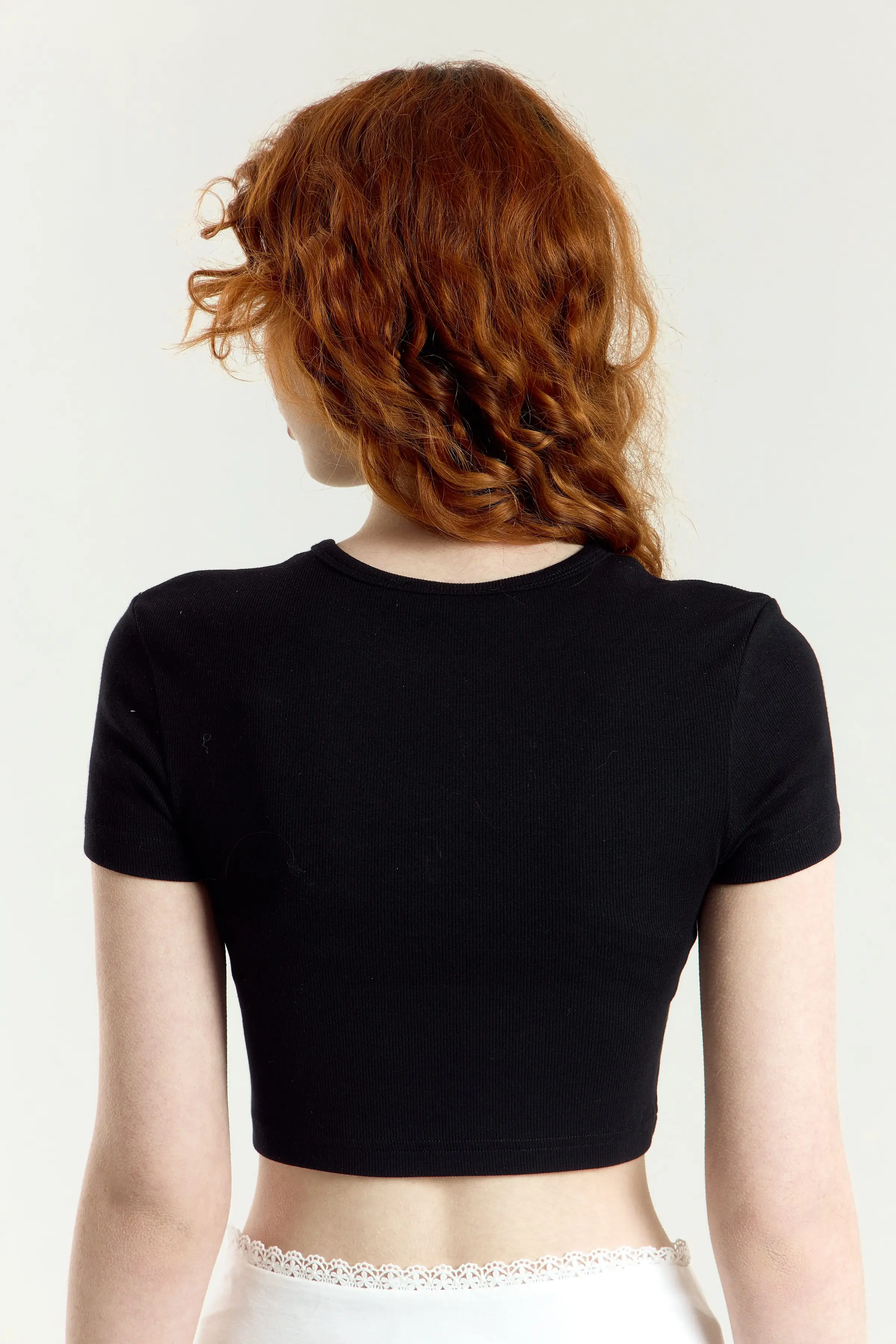 Футболка черный для женщин 45333D-1 67