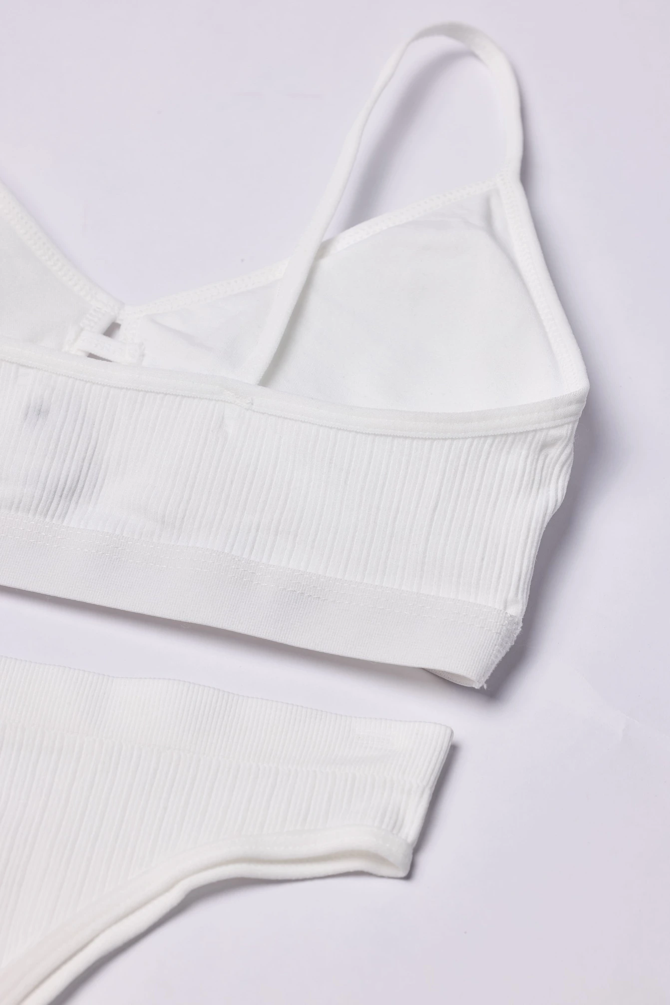 Трусы белый для женщин U-142-4 19