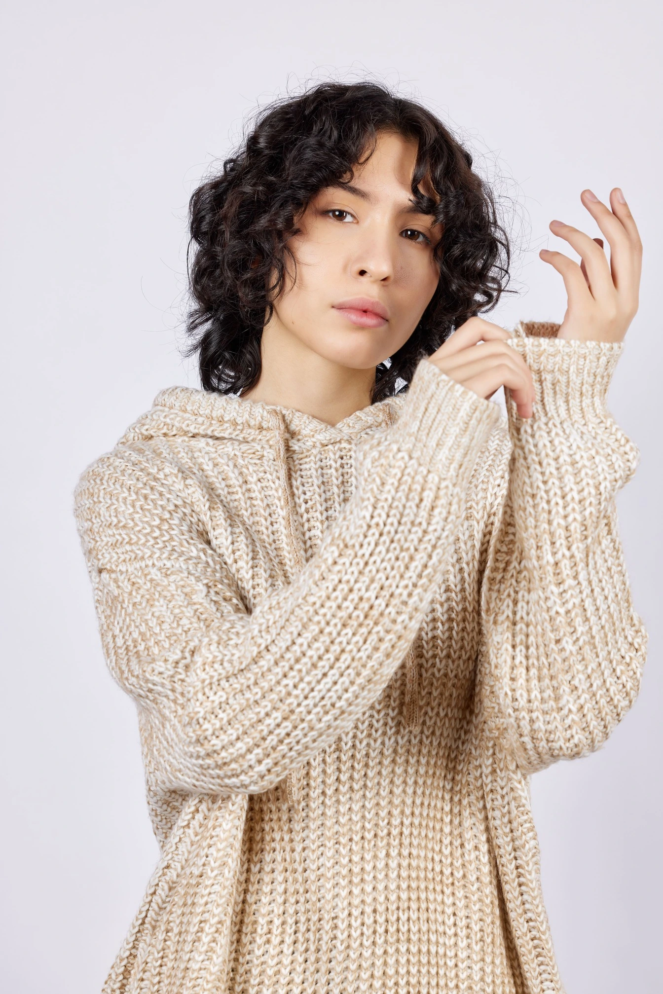 Свитер бежевый для женщин 43227-15 65