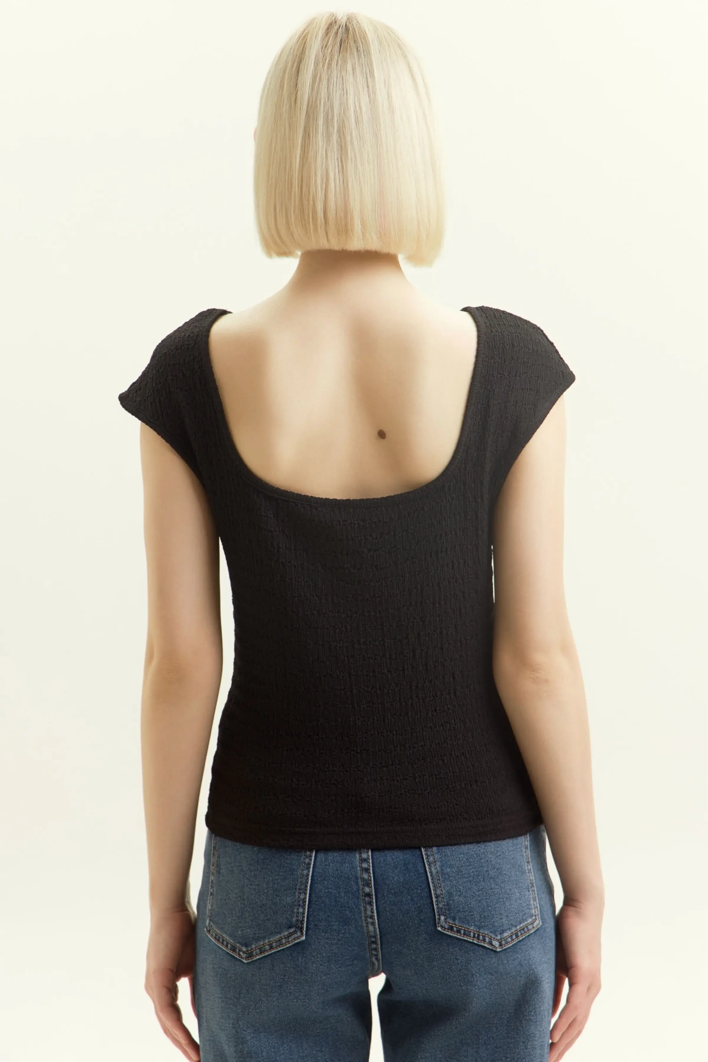 Топ черный для женщин 45168-1 46