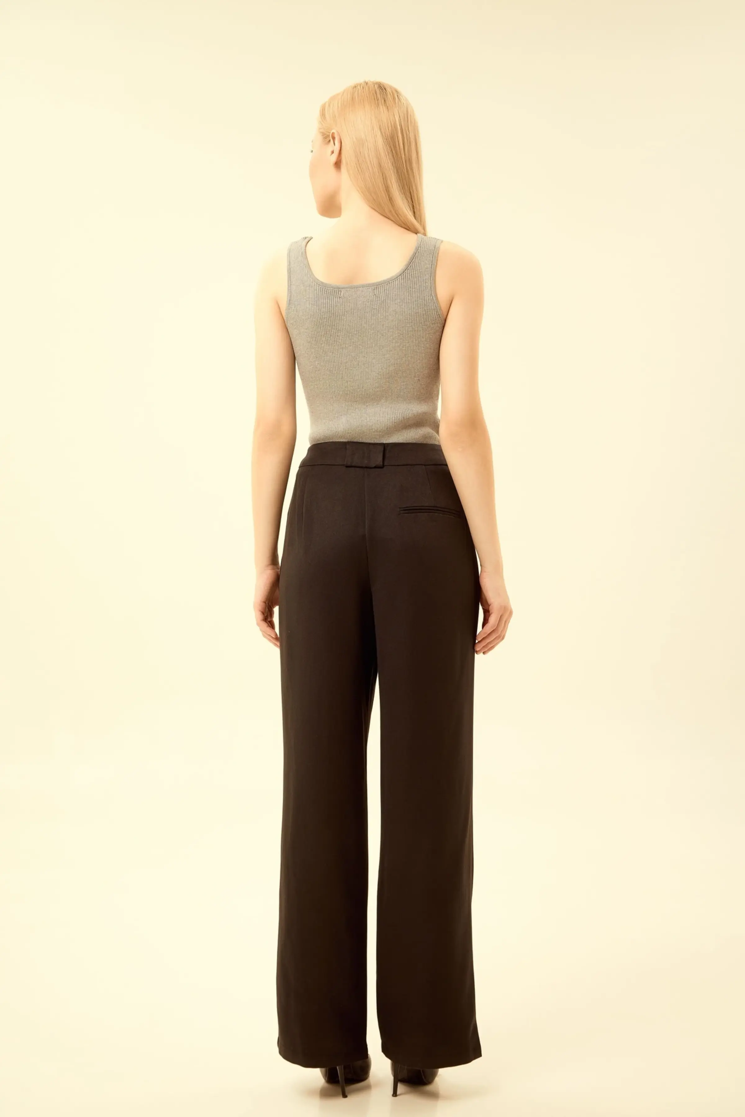 Брюки черный для женщин 46159-1 71