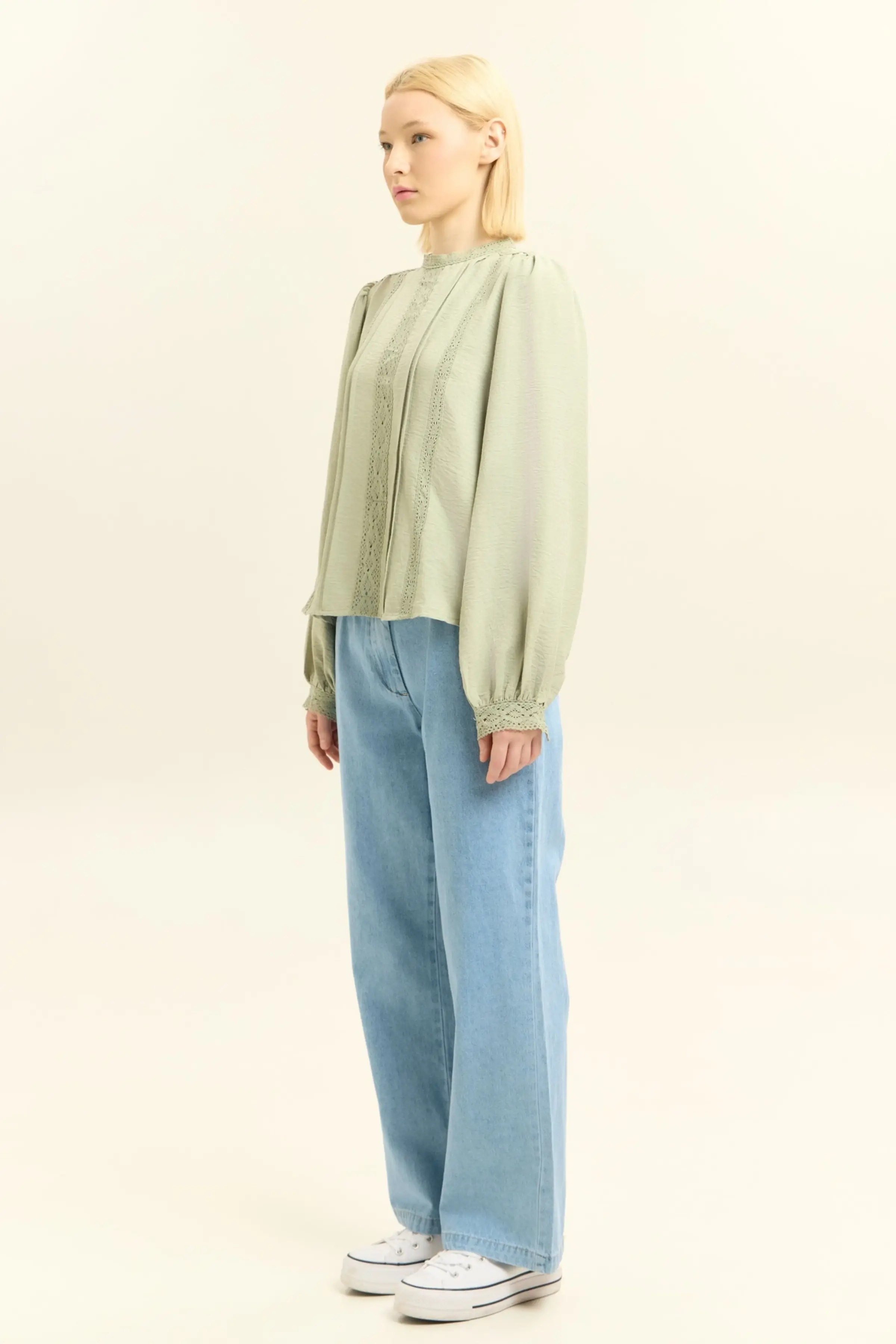 Блузка хаки для женщин 45251-14 28