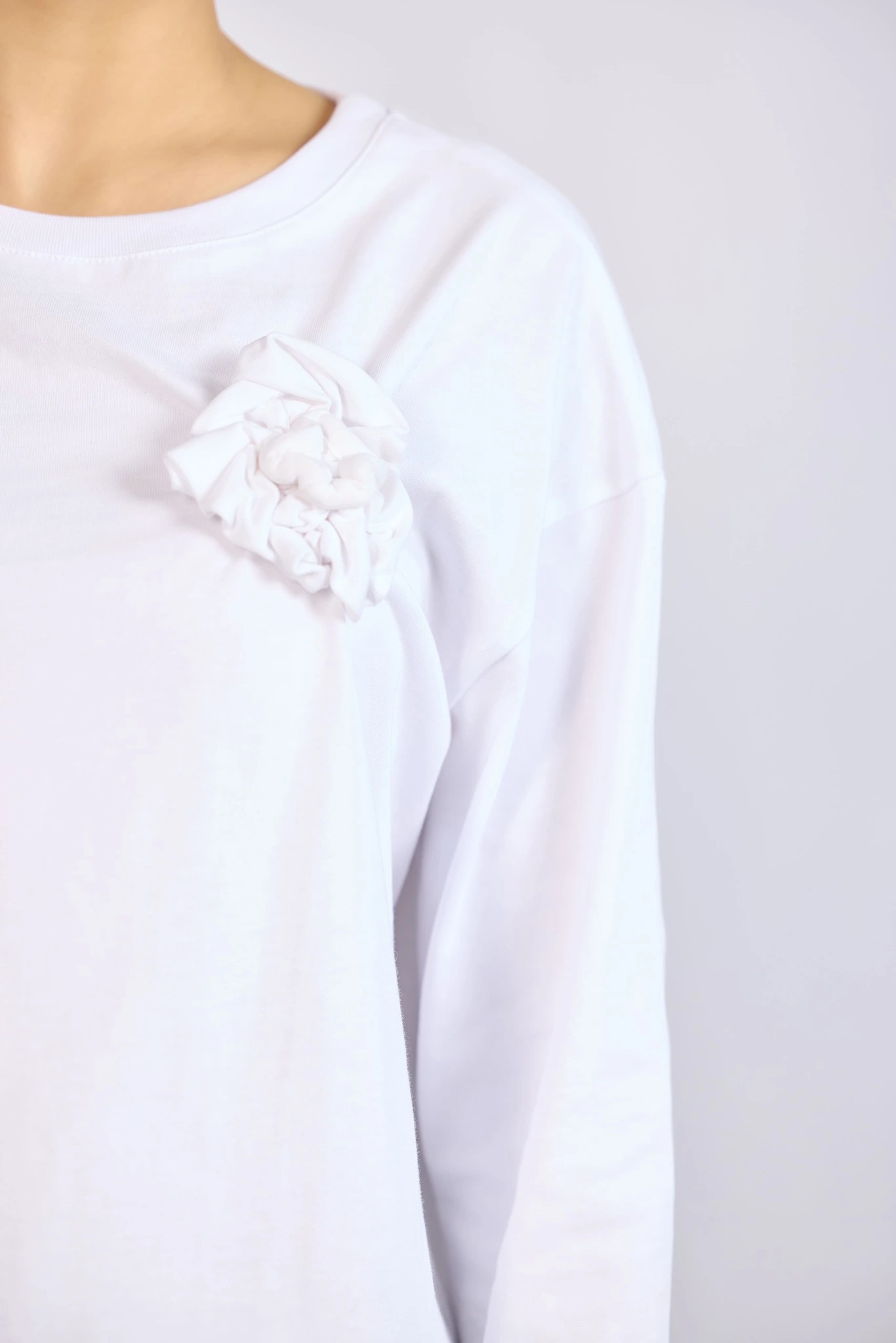 Лонгслив белый для женщин 43100-4 59