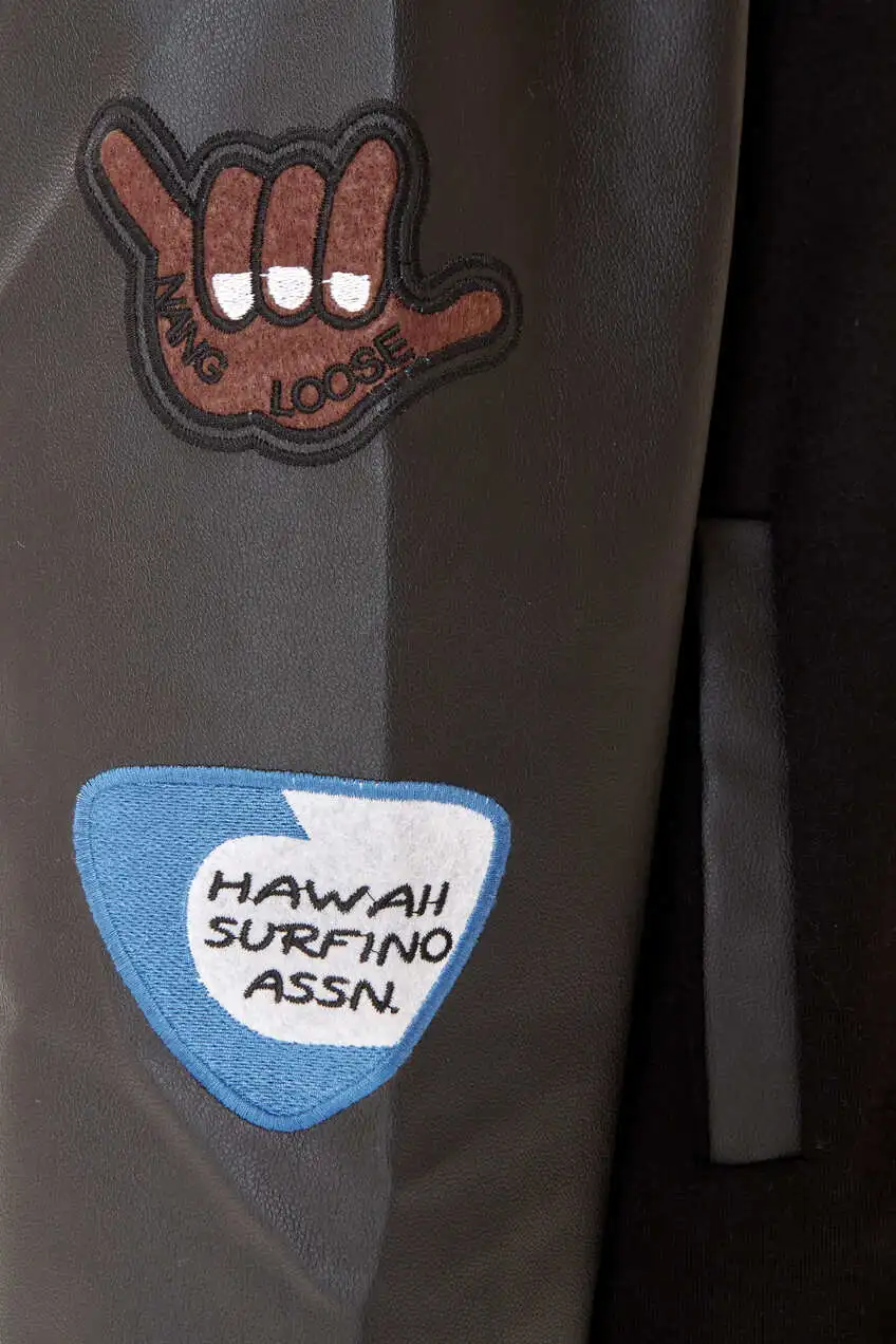 Бомбер черный для женщин 352/430/35277-1 70