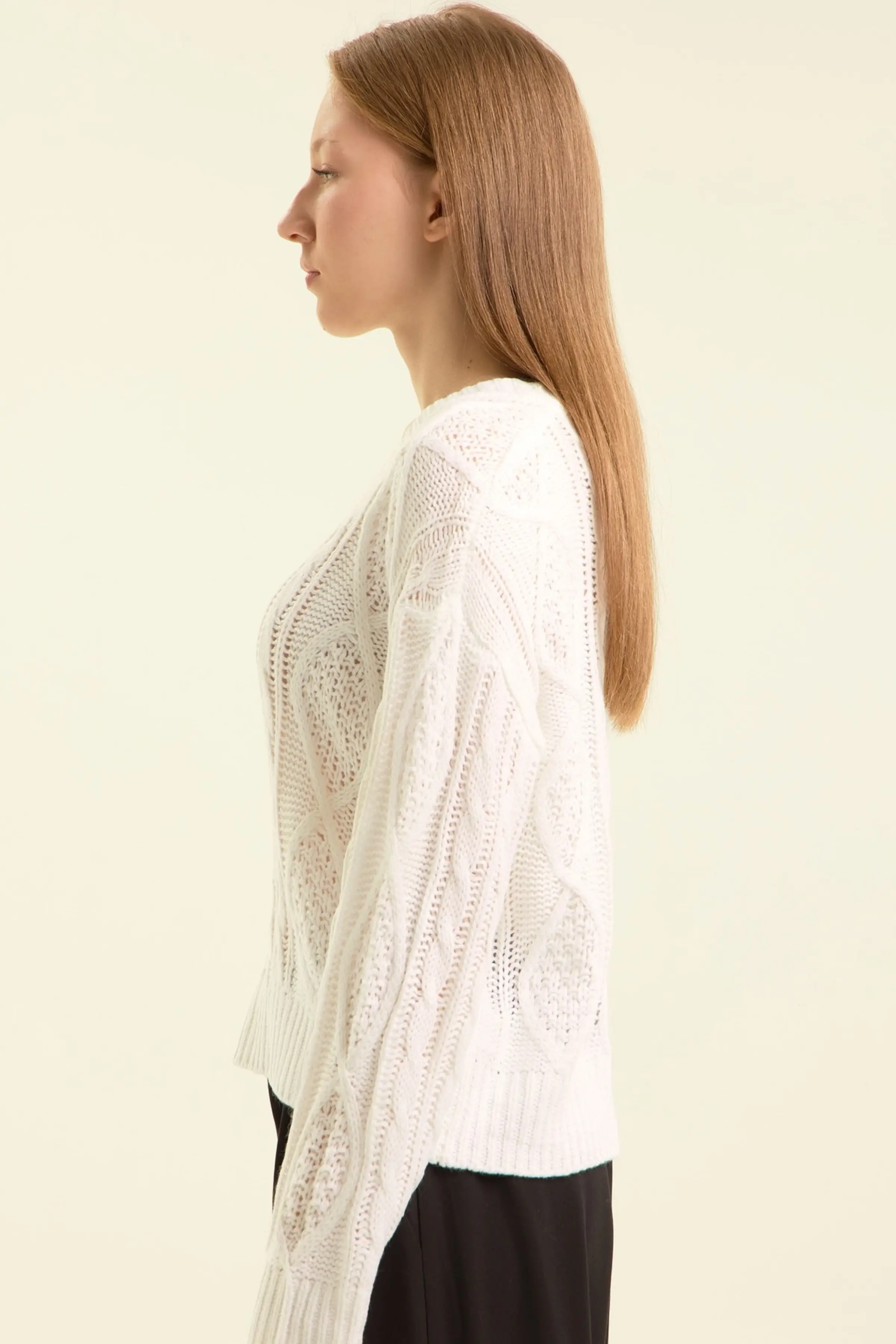 Свитер белый для женщин 47304-4 65