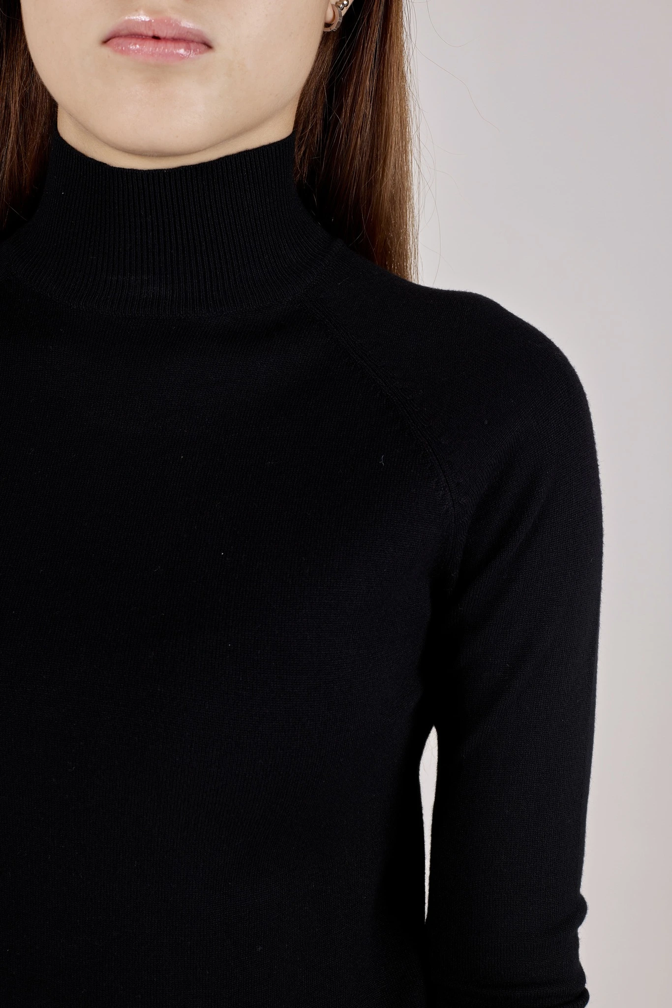 Водолазка черный для женщин 152/183/32121-1 73