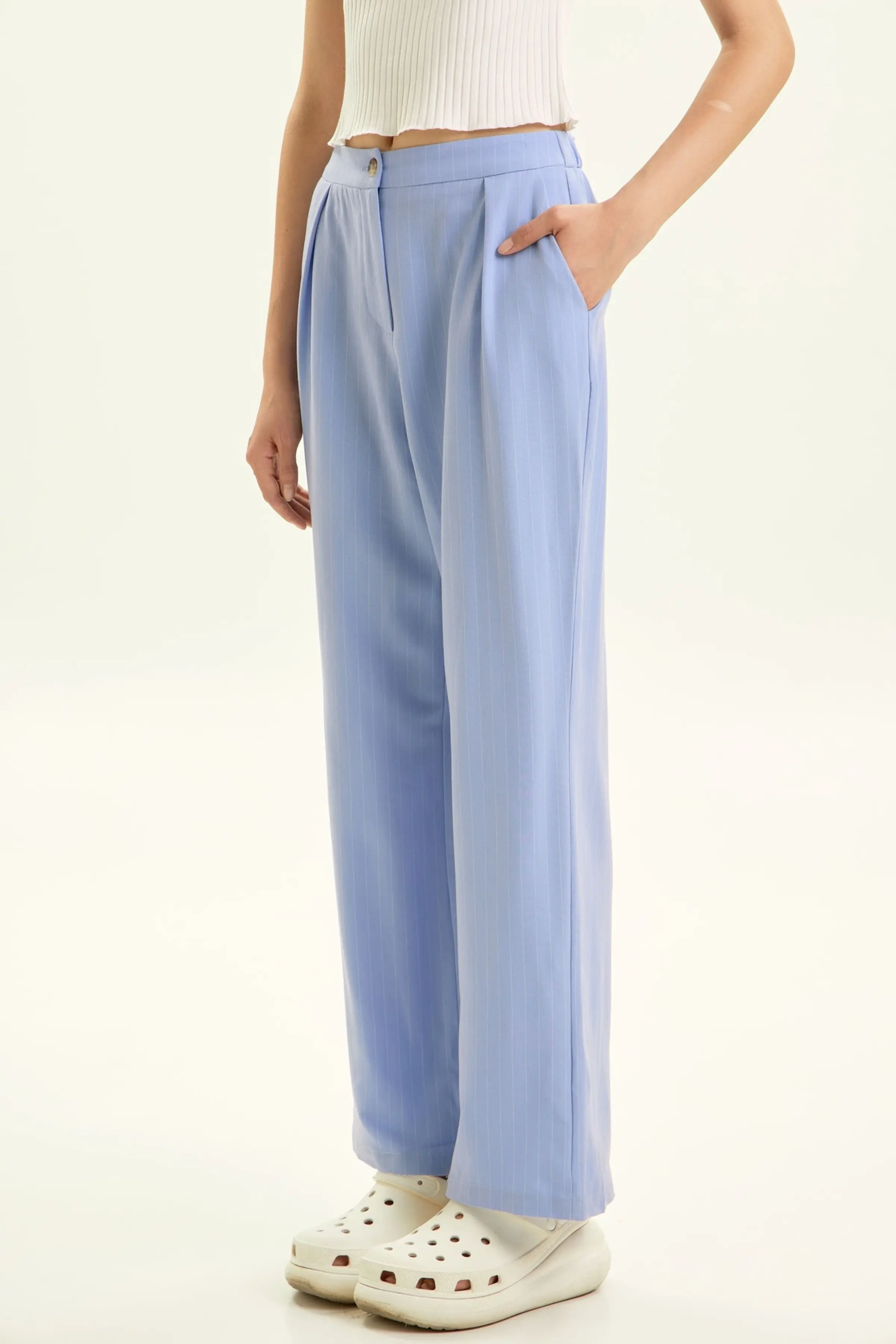 Брюки бело-голубая полоска для женщин 45104-47 71