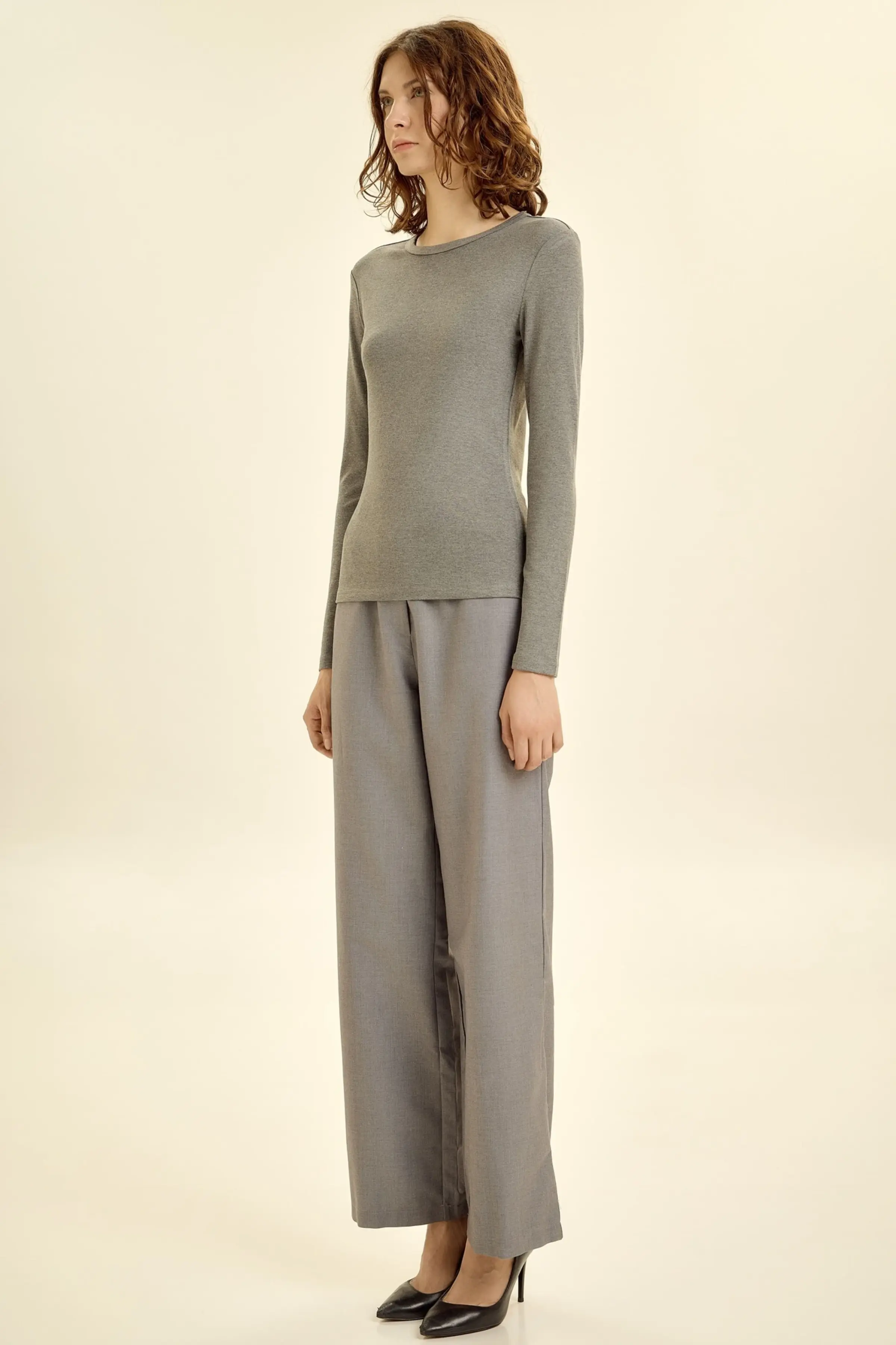 Лонгслив серый для женщин 46133-61 59