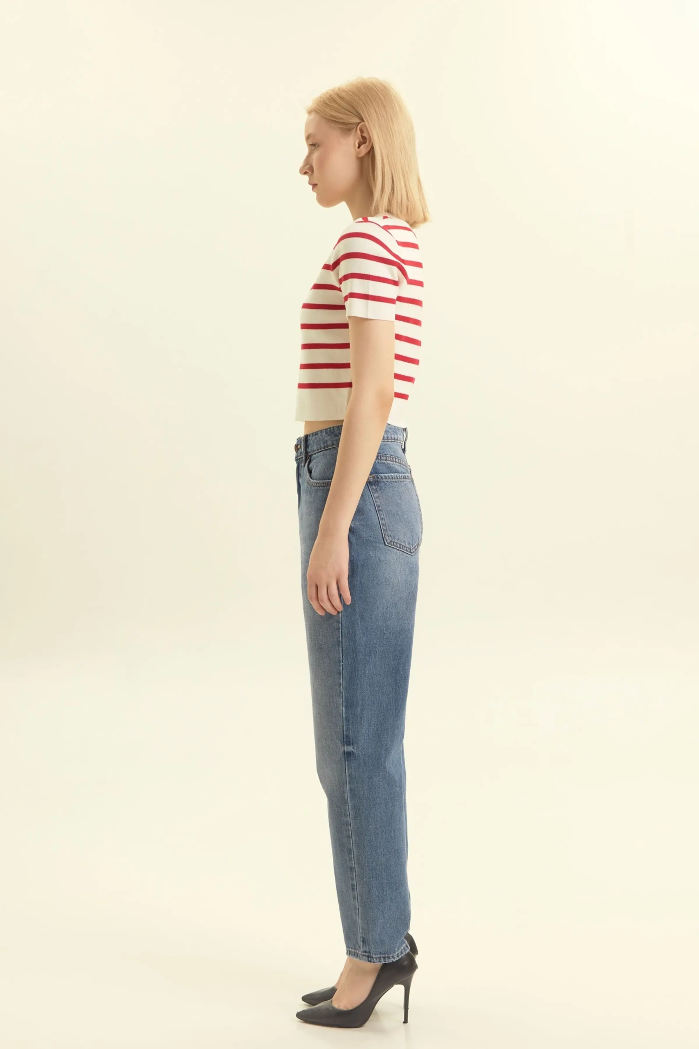 Джемпер бело-красная полоска для женщин 46342-50 60