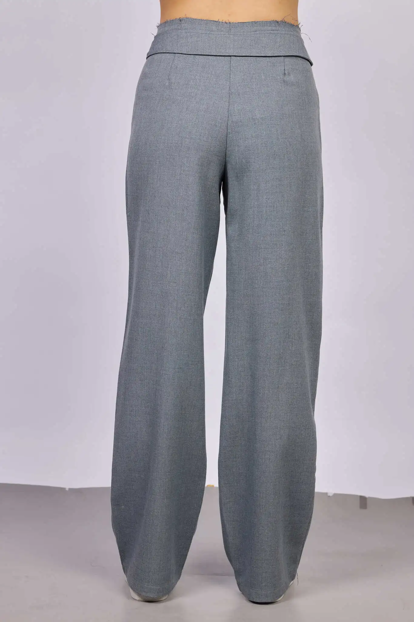 Брюки серый для женщин 42226-61 71
