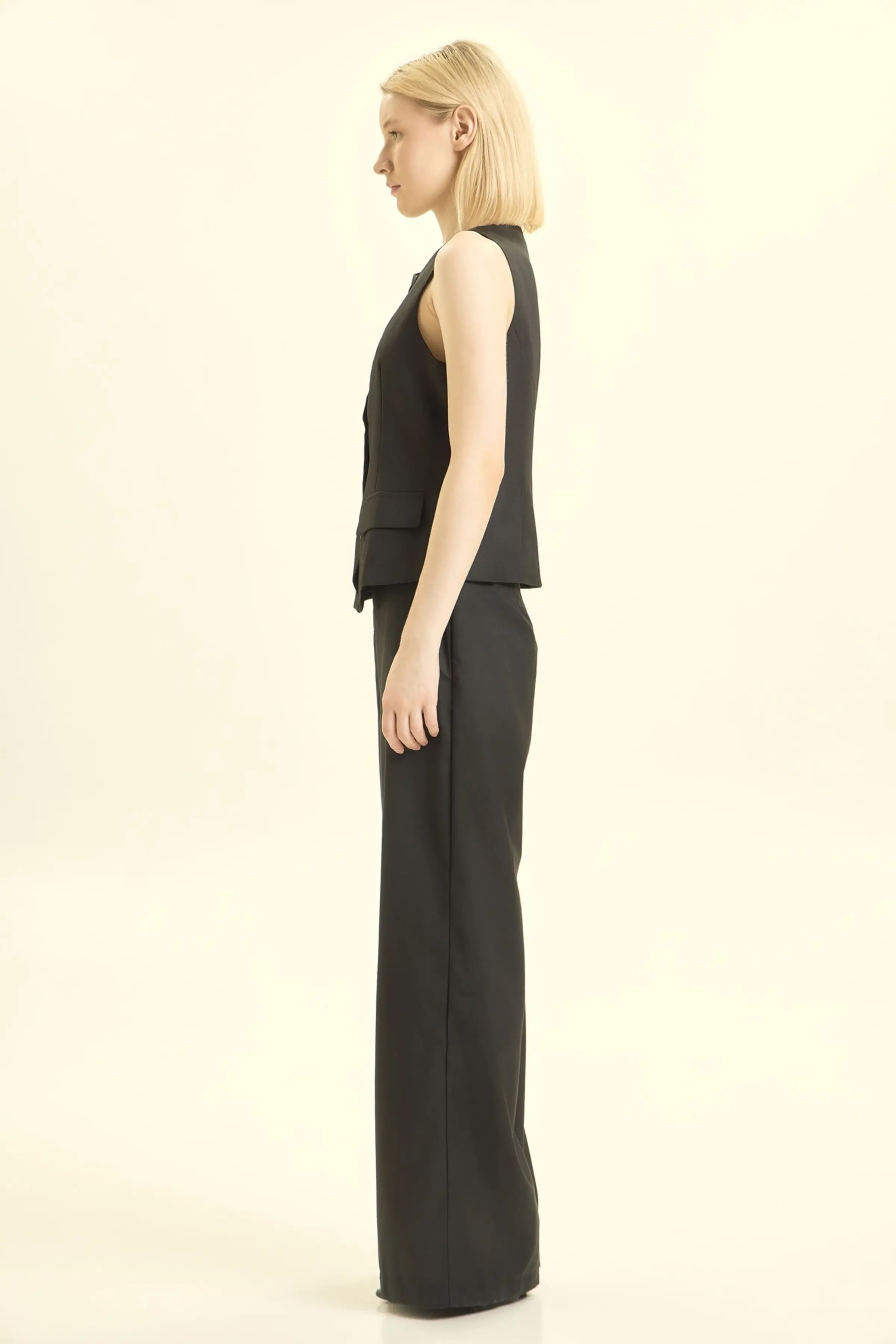 Жилетка черный для женщин 46183-1 58