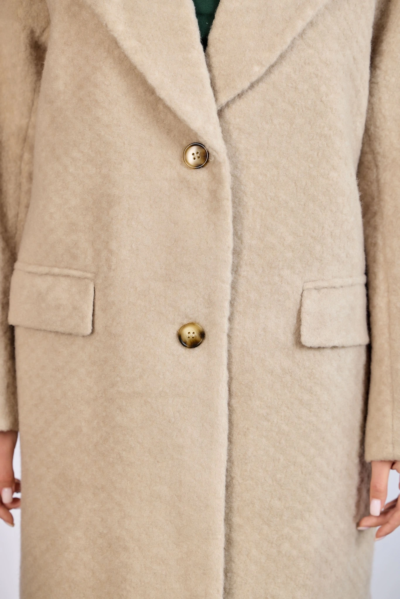 Пальто бежевый для женщин 43416-15 53