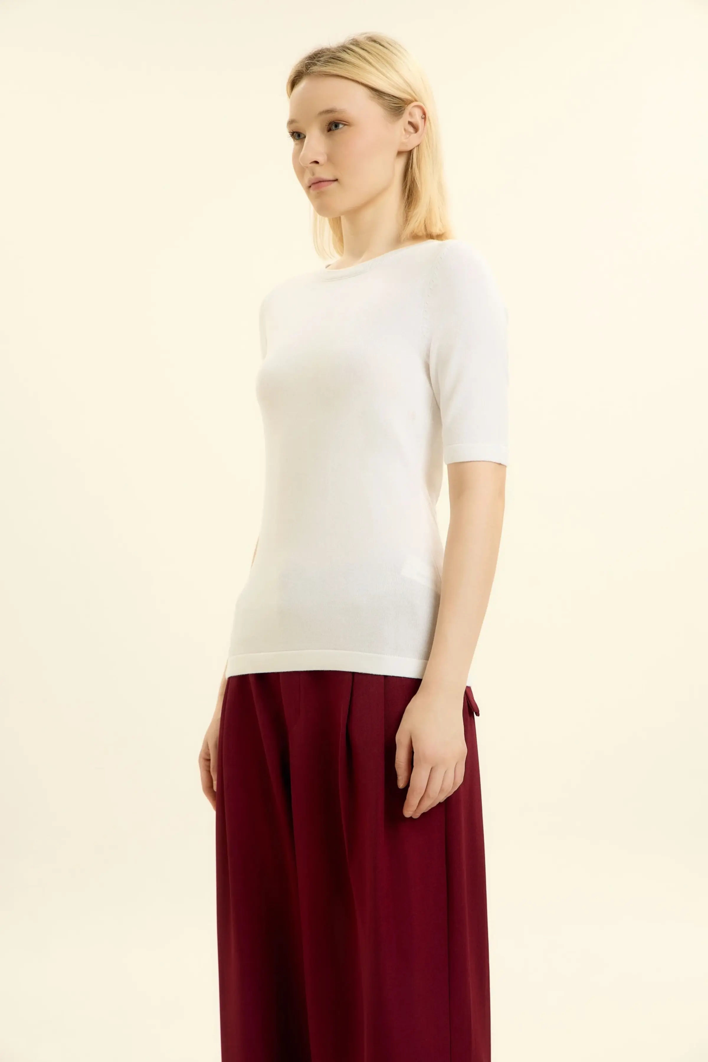 Джемпер белый для женщин 46109-4 60