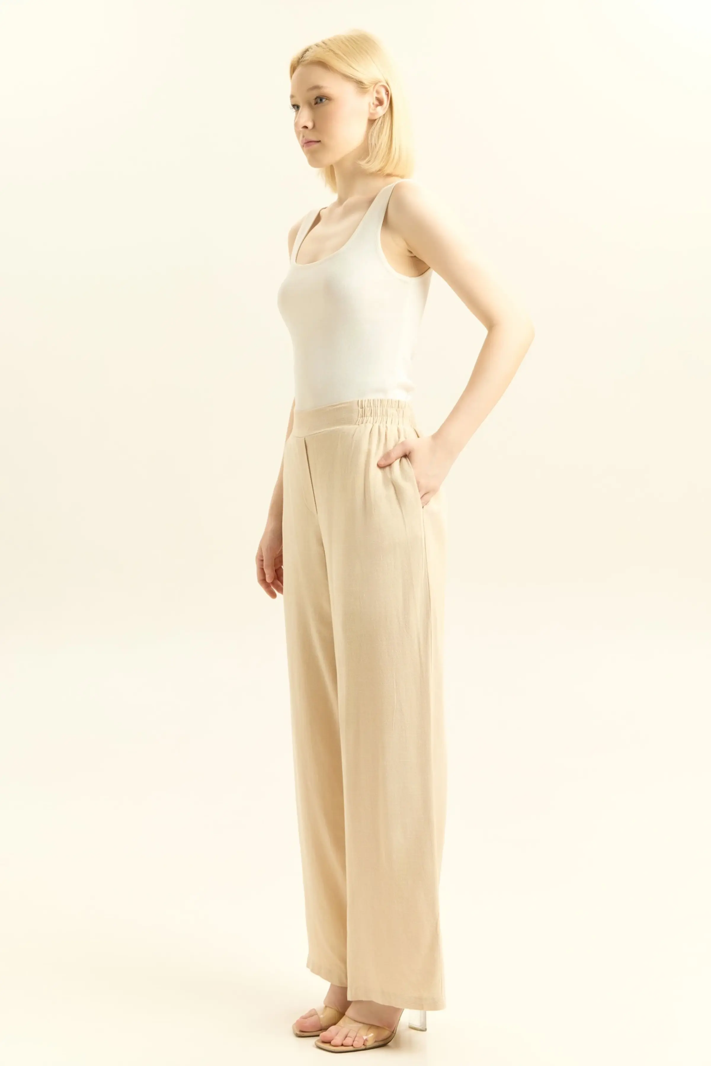 Брюки бежевый для женщин 45213-15 71