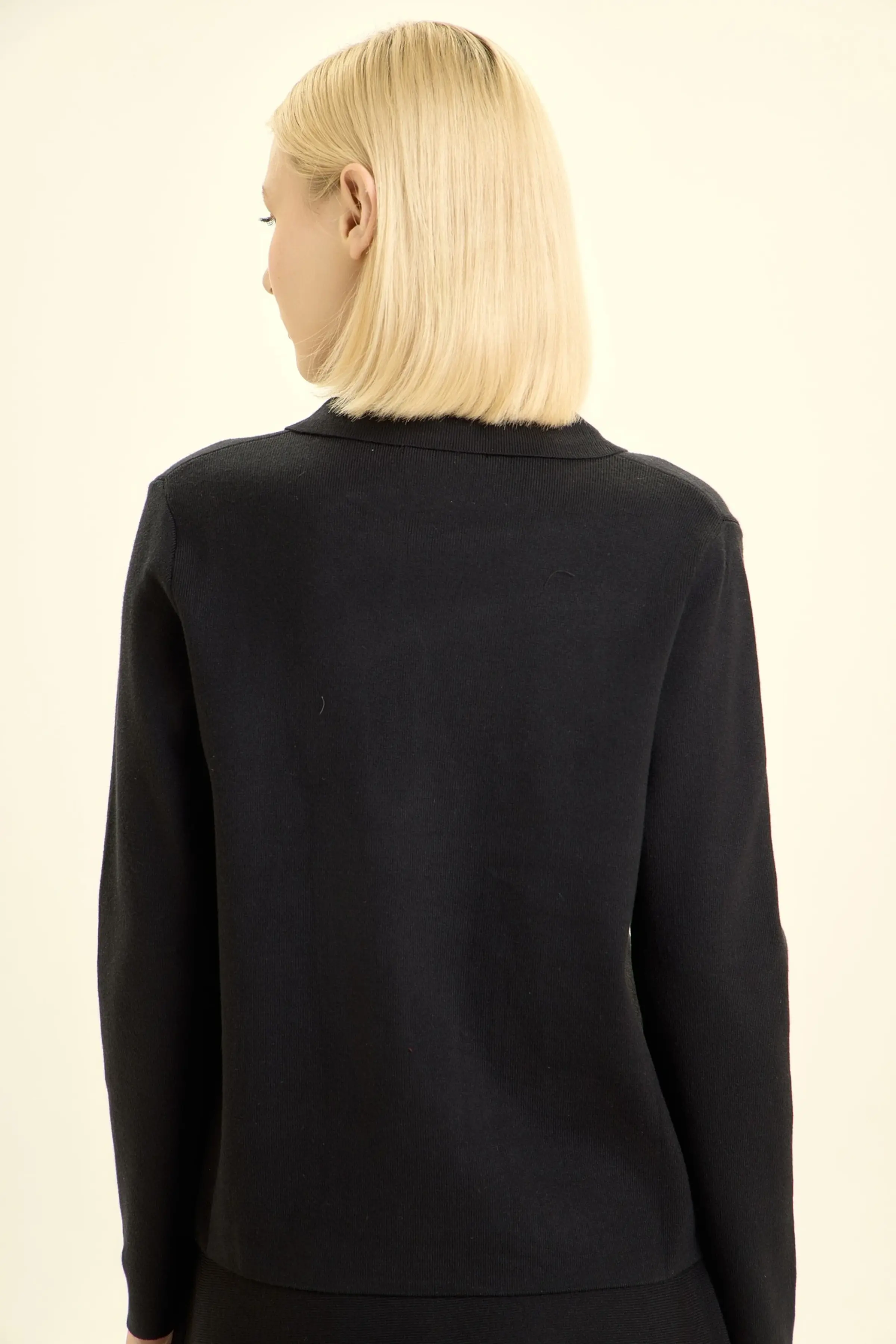 Кардиган черный для женщин 46146-1 50