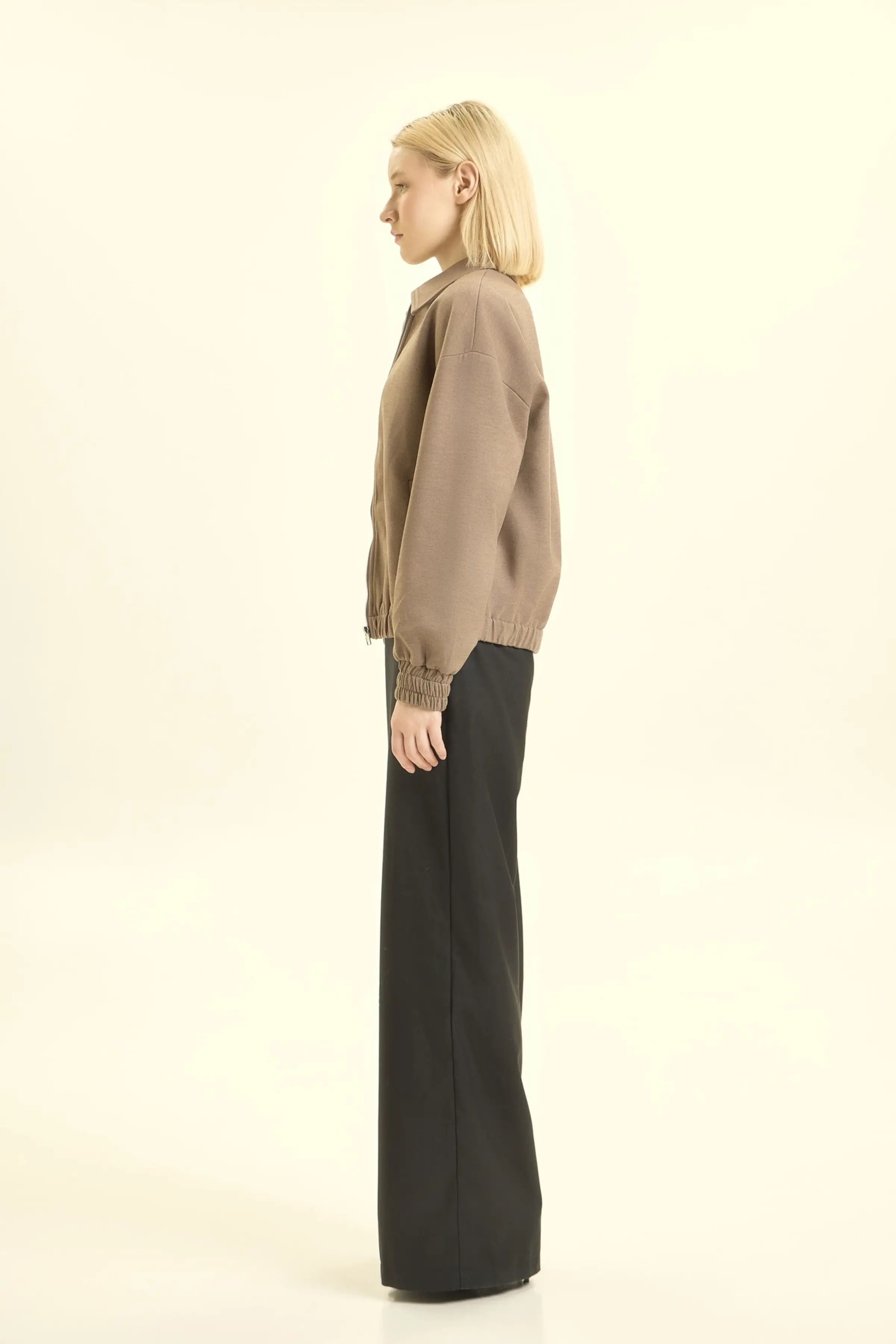 Куртка светло-коричневый для женщин 46180-135 47