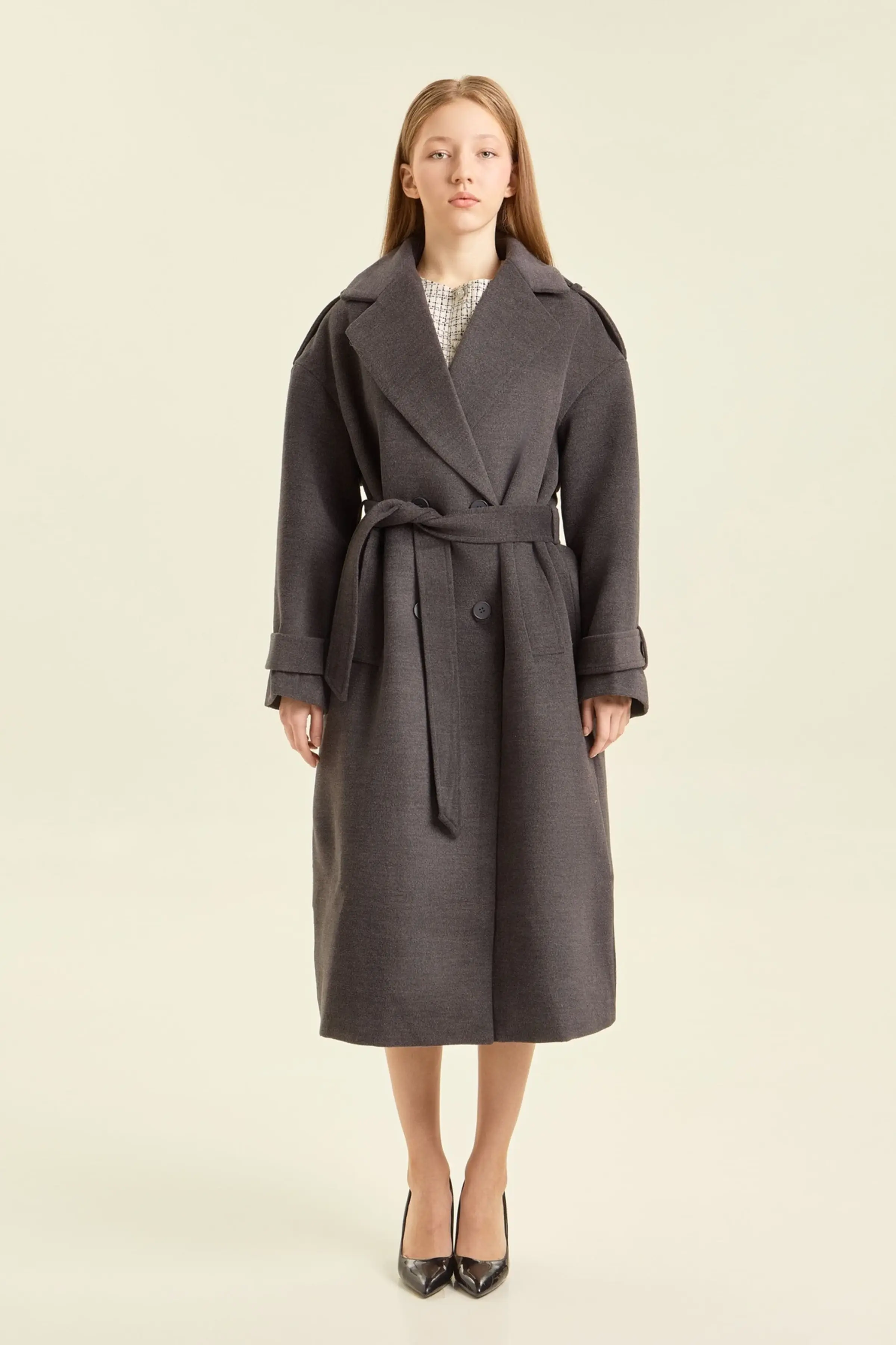 Пальто серый для женщин 47108-61 53