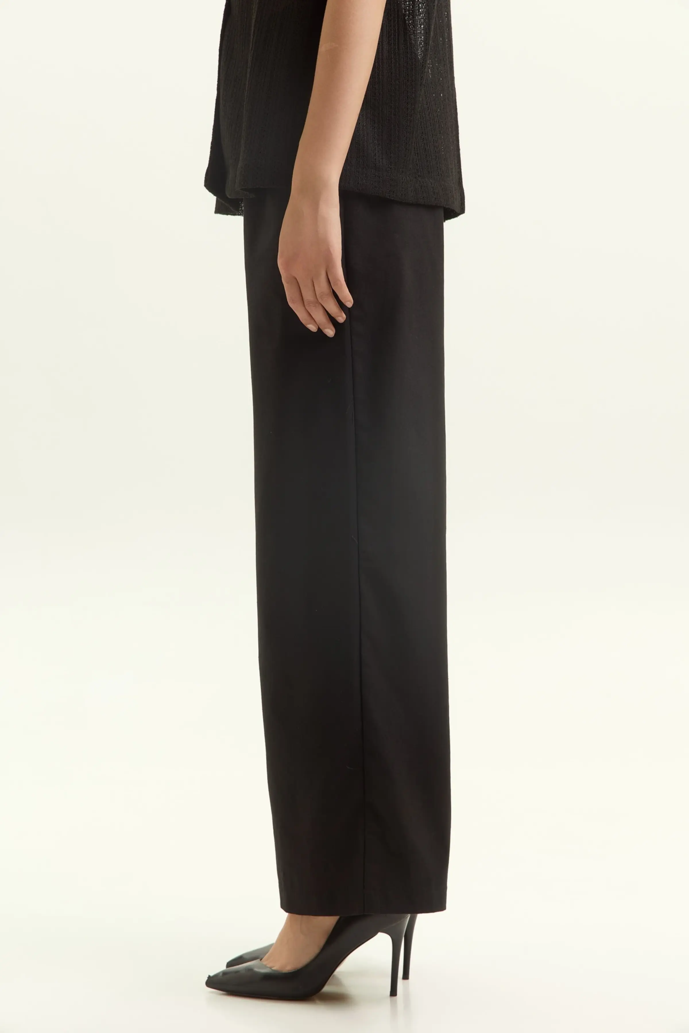 Брюки черный для женщин 45182-1 71