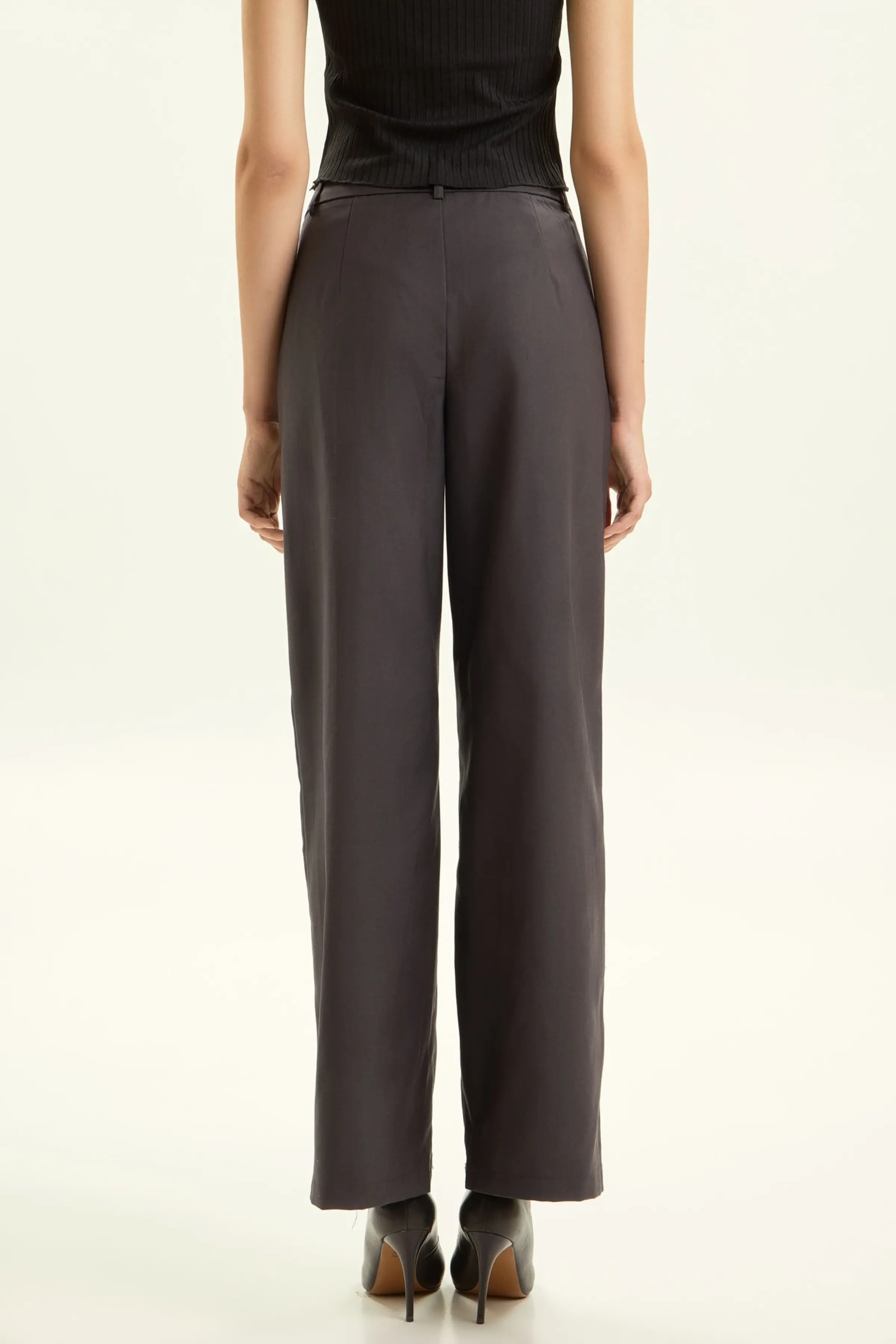 Брюки черный для женщин 44295-1 71