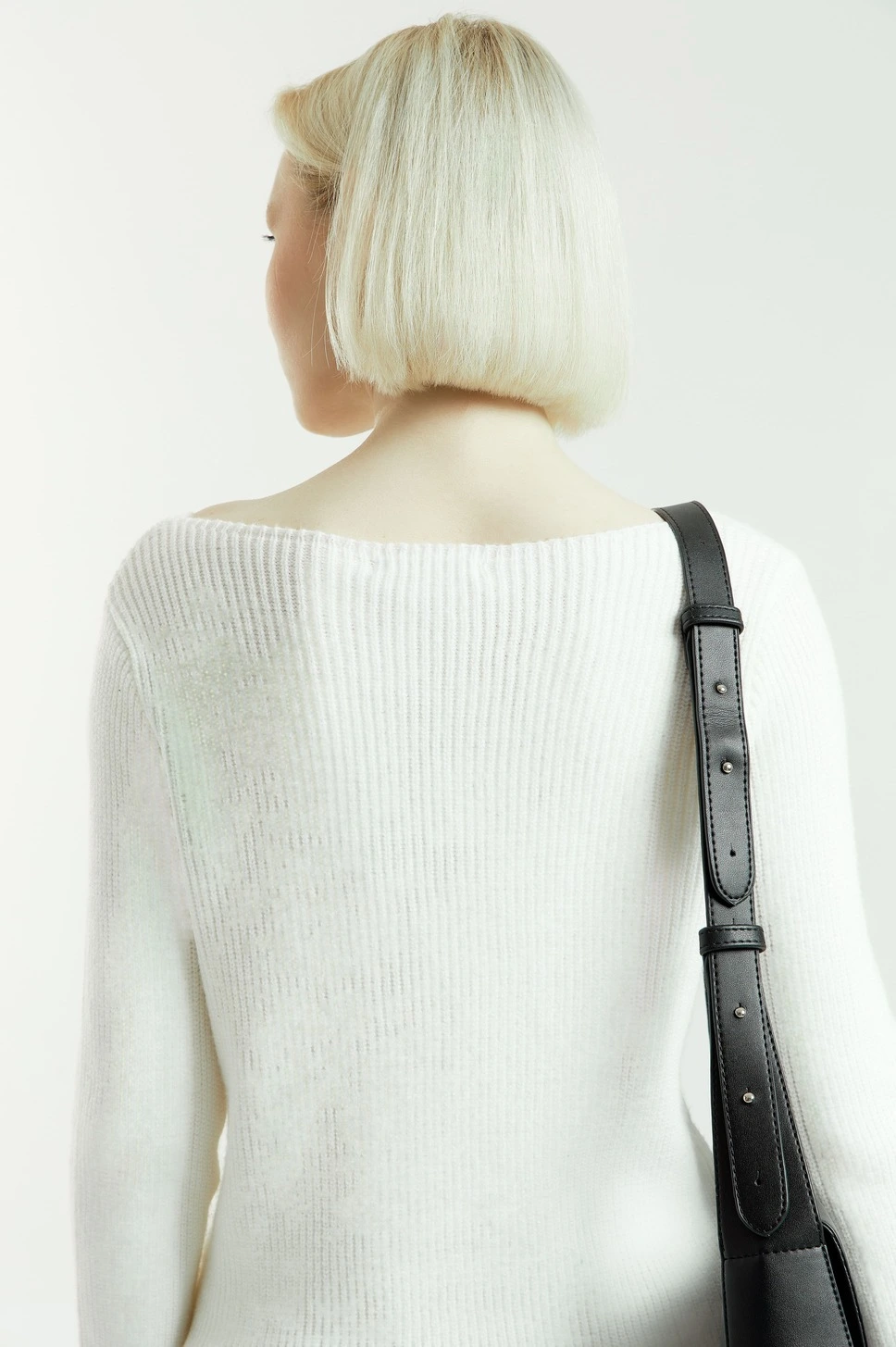 Джемпер белый для женщин 43165-4 60