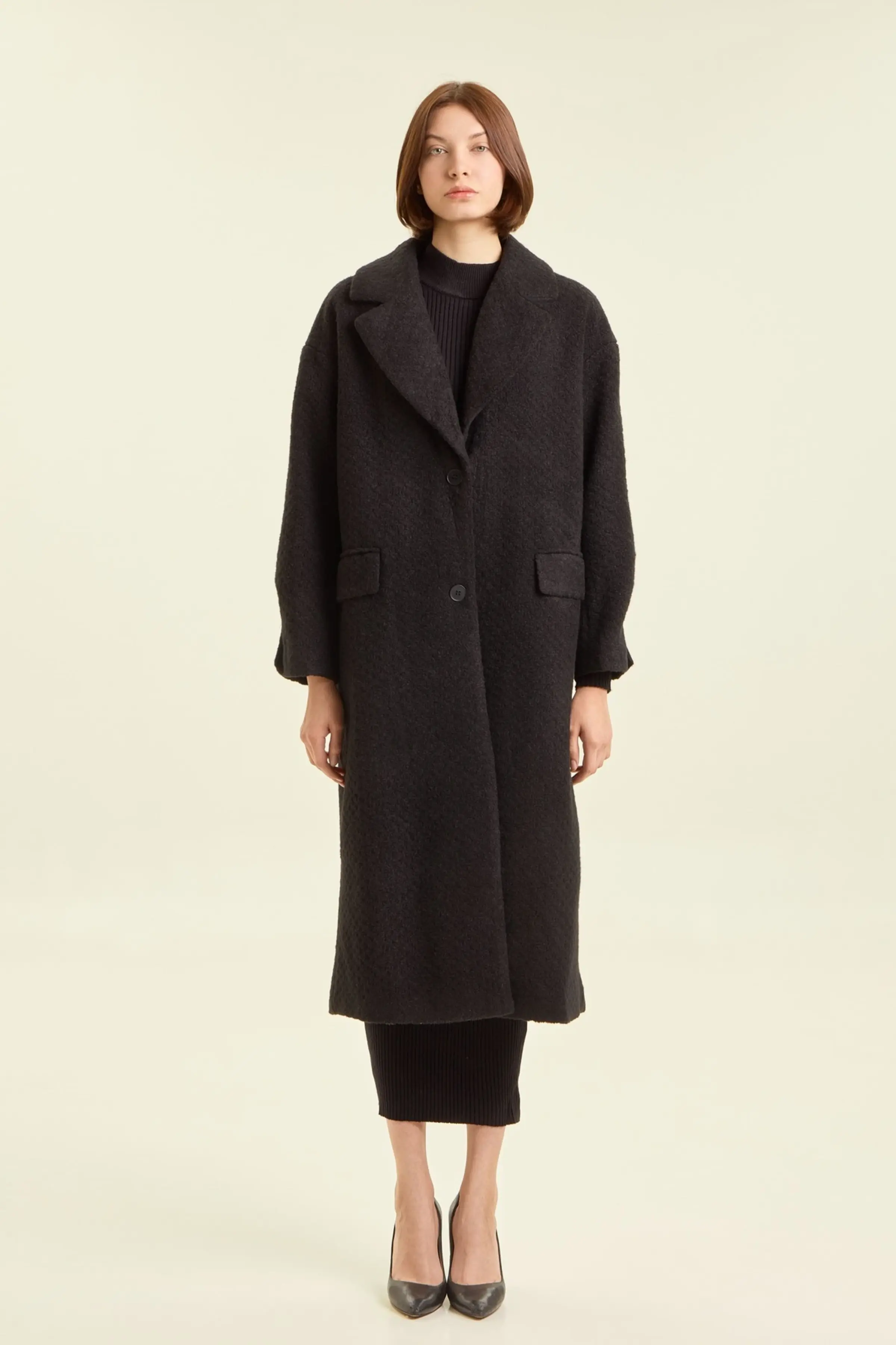 Пальто черный для женщин 47109-1 53