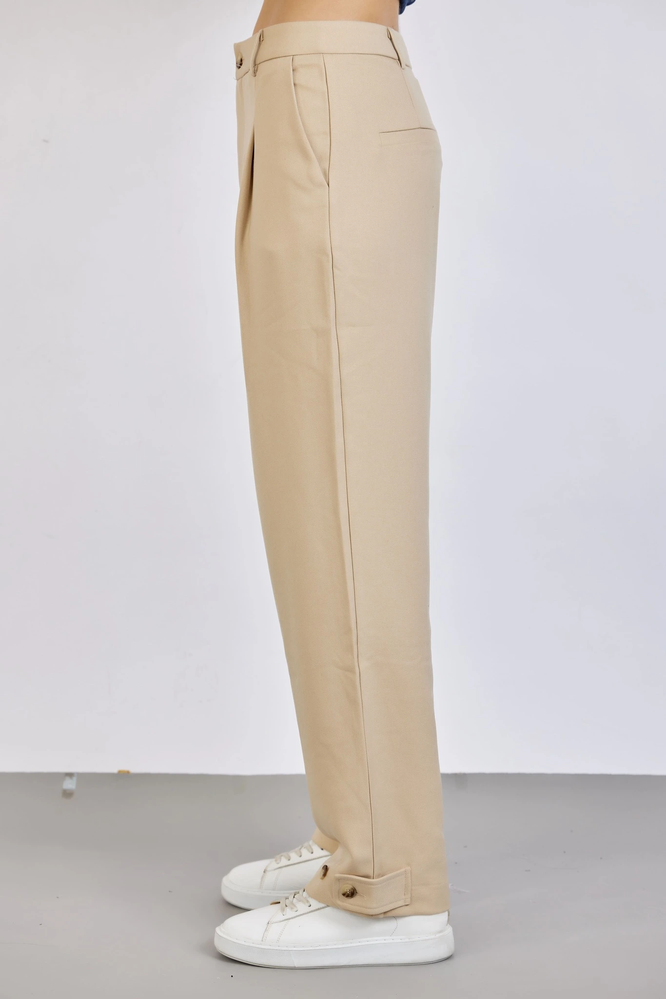 Брюки бежевый для женщин 43154-15 71