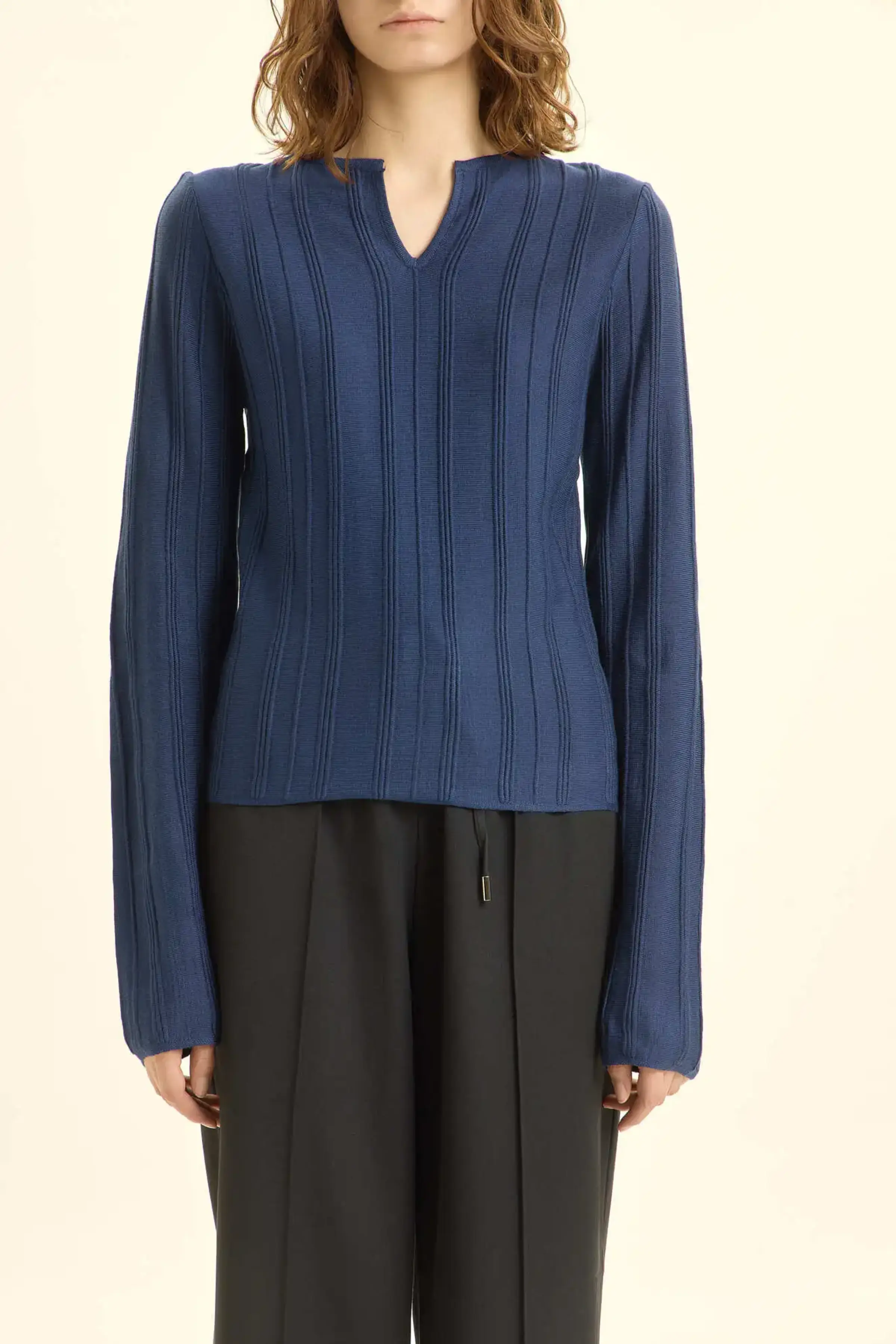 Джемпер синий для женщин 46169-65 60