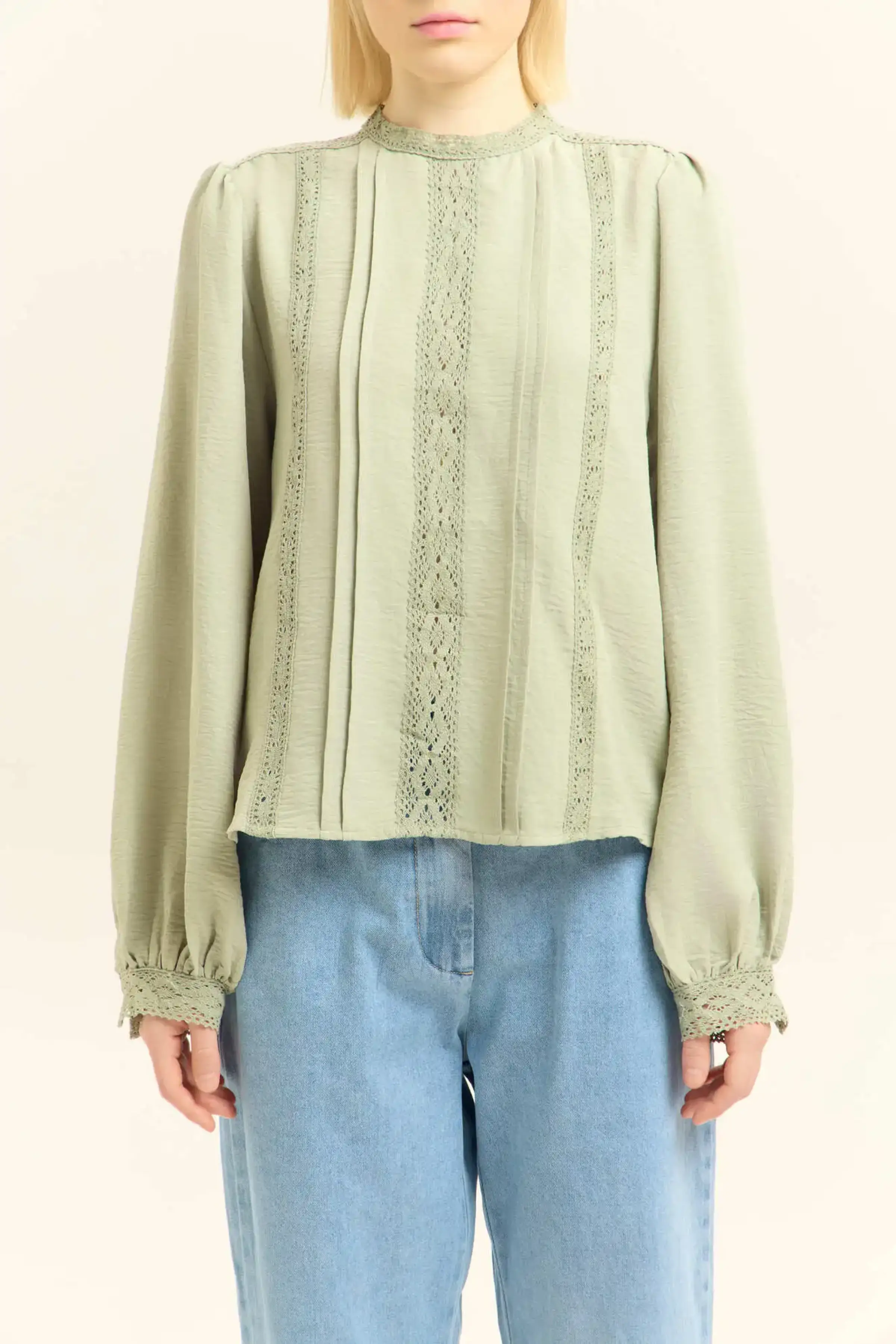 Блузка хаки для женщин 45251-14 28