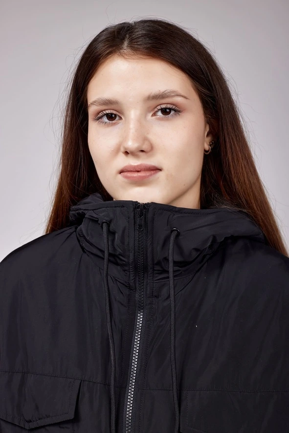 Демисезонная куртка черный для женщин 352/490/34150-1 69