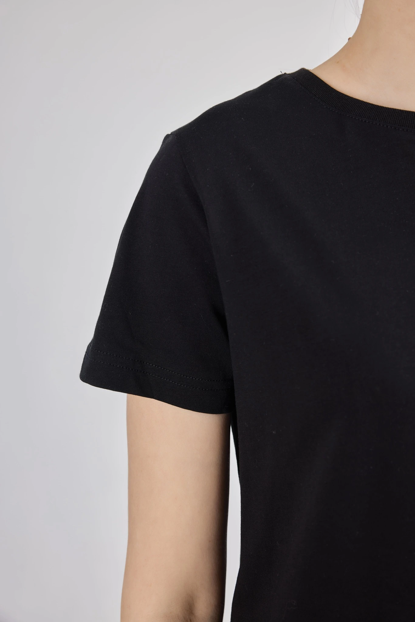 Футболка черный для женщин 41154-1 67