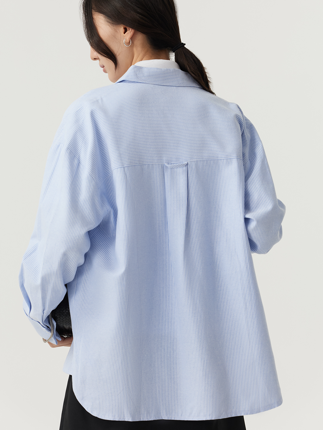 Рубашка бело-голубая полоска для женщин 48344-47 66