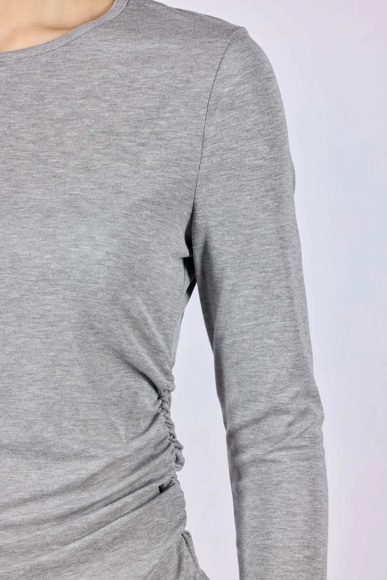 Лонгслив серый для женщин 44153-61 59