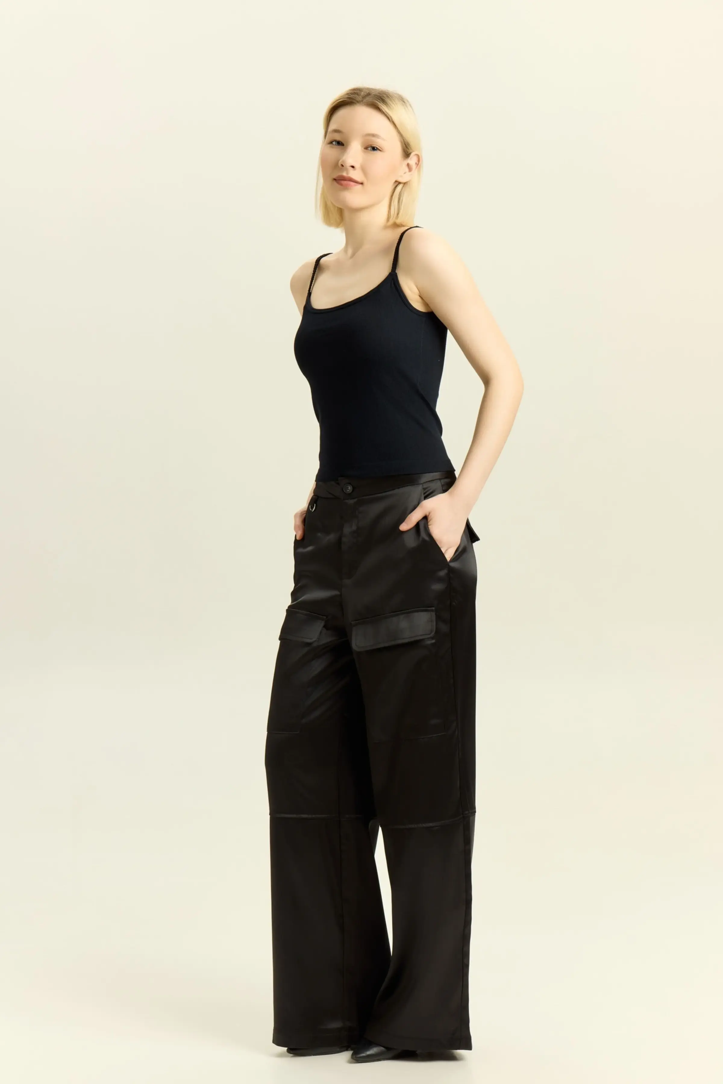 Брюки черный для женщин 41197-1 71