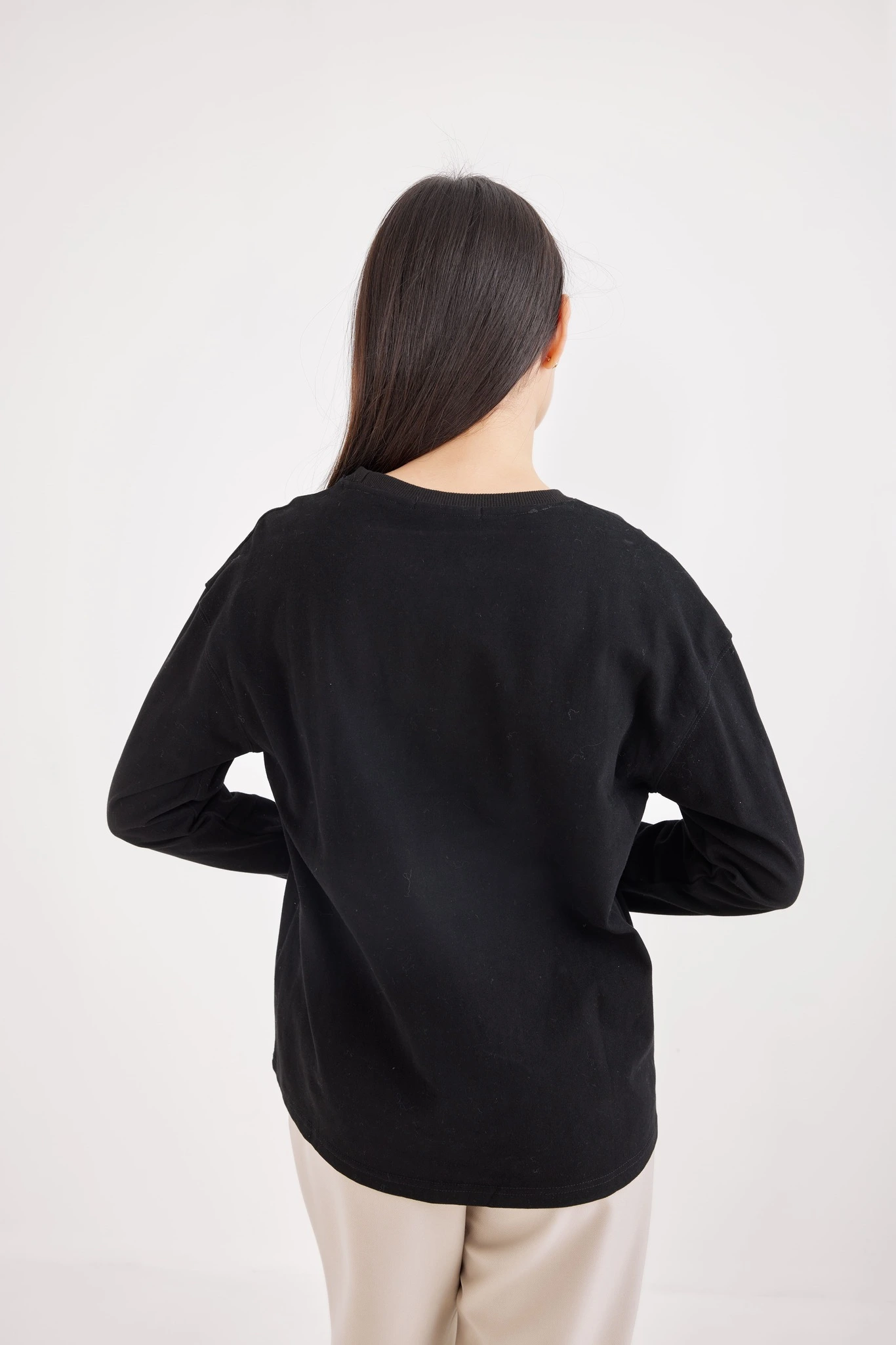 Лонгслив черный для женщин 42124-1 59