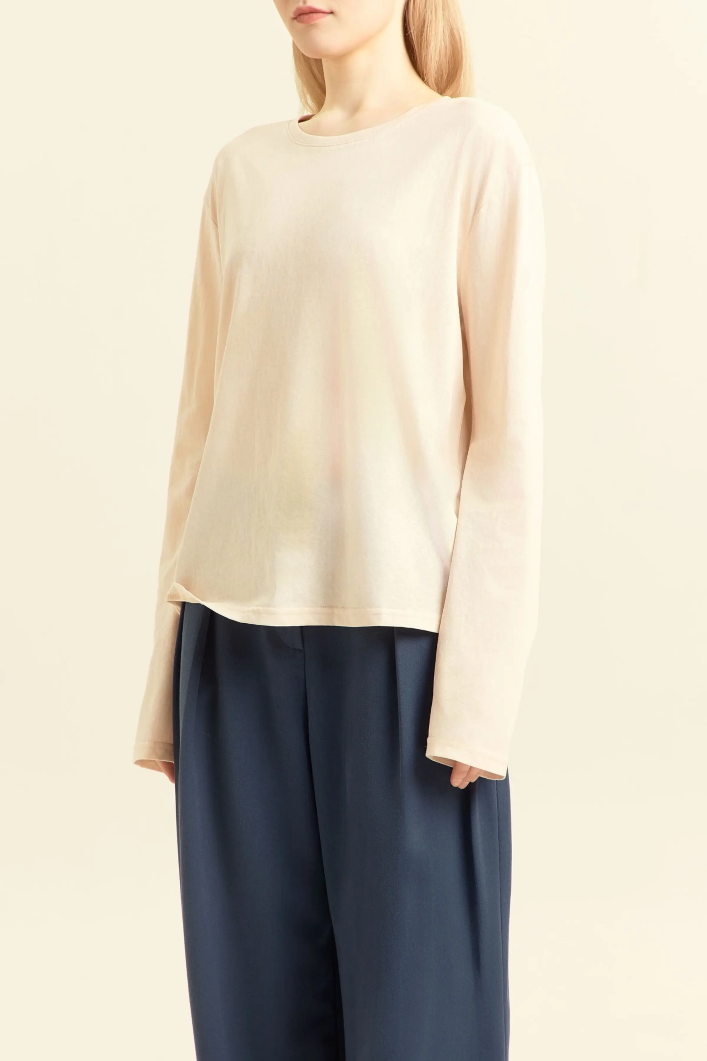 Лонгслив бежевый для женщин 46199-15 59