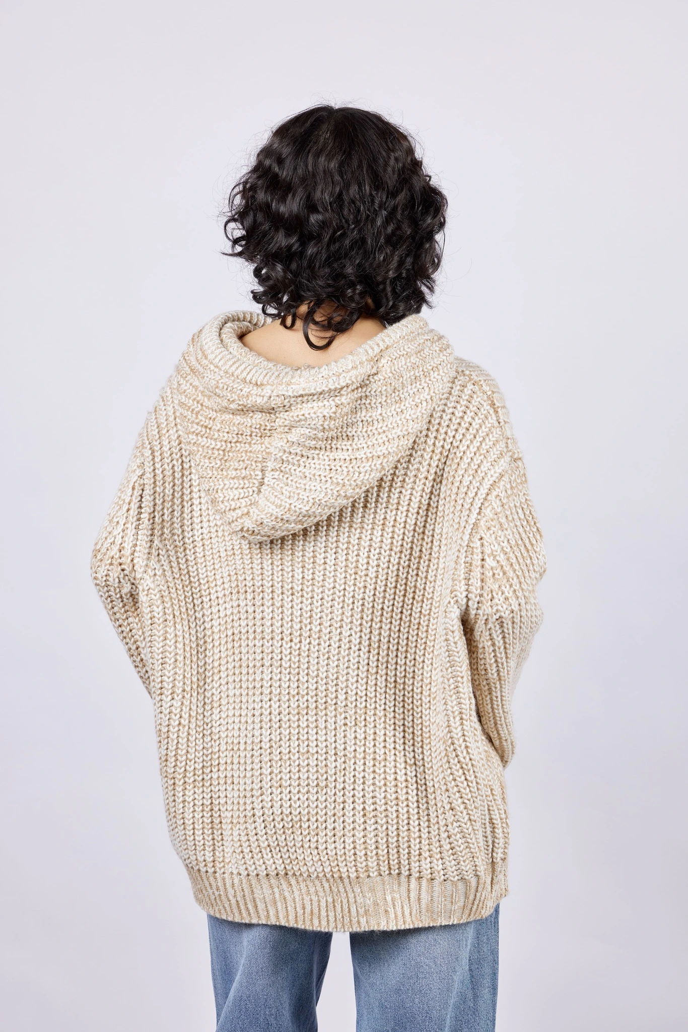 Свитер бежевый для женщин 43227-15 65