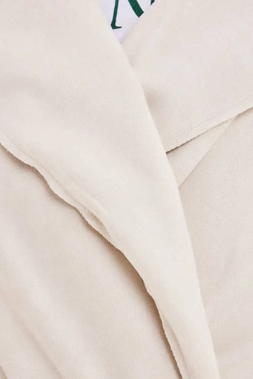 Плащ бежевый для женщин 353/521/38279-15 49