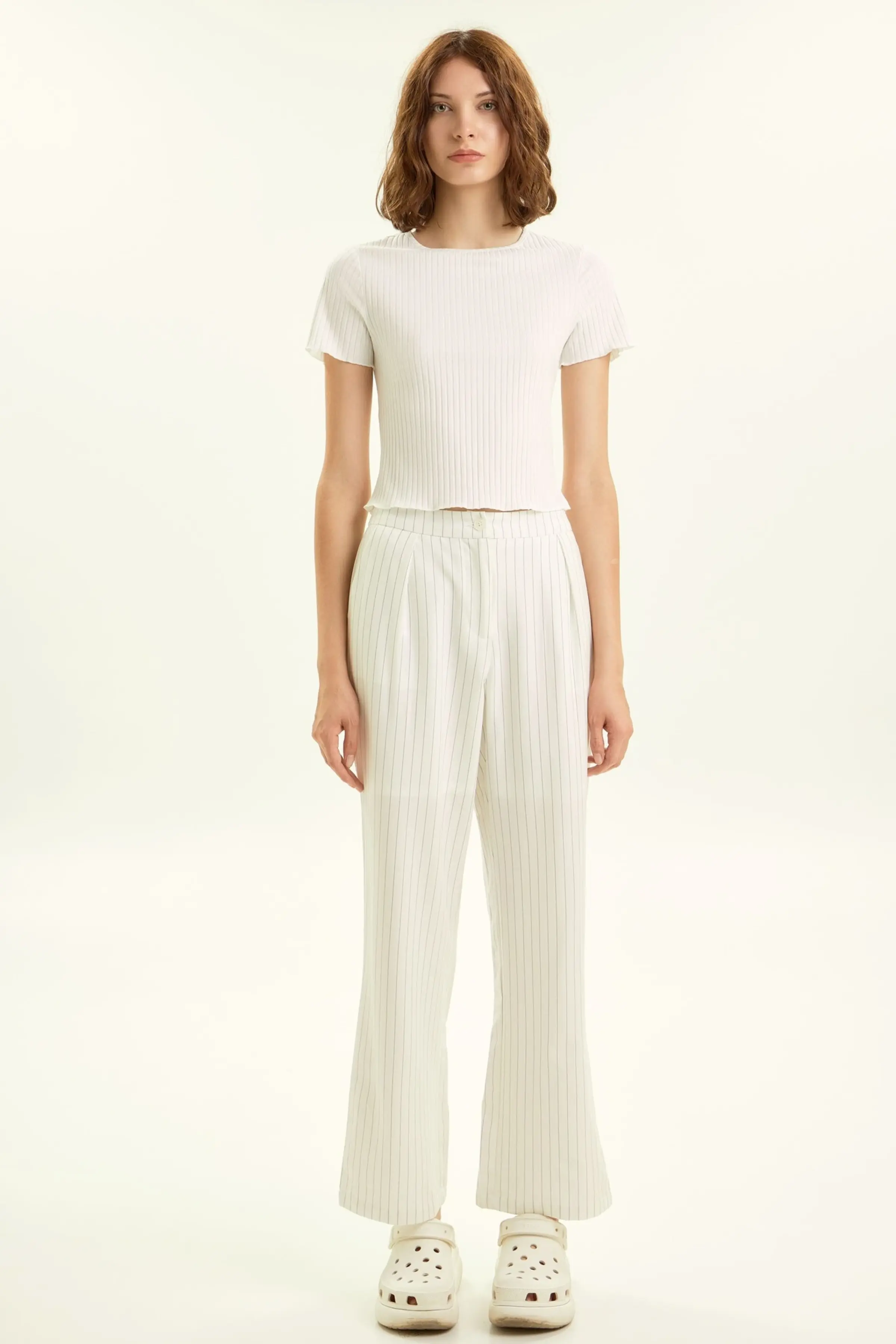 Брюки бело-черная полоска для женщин 45104-46 71