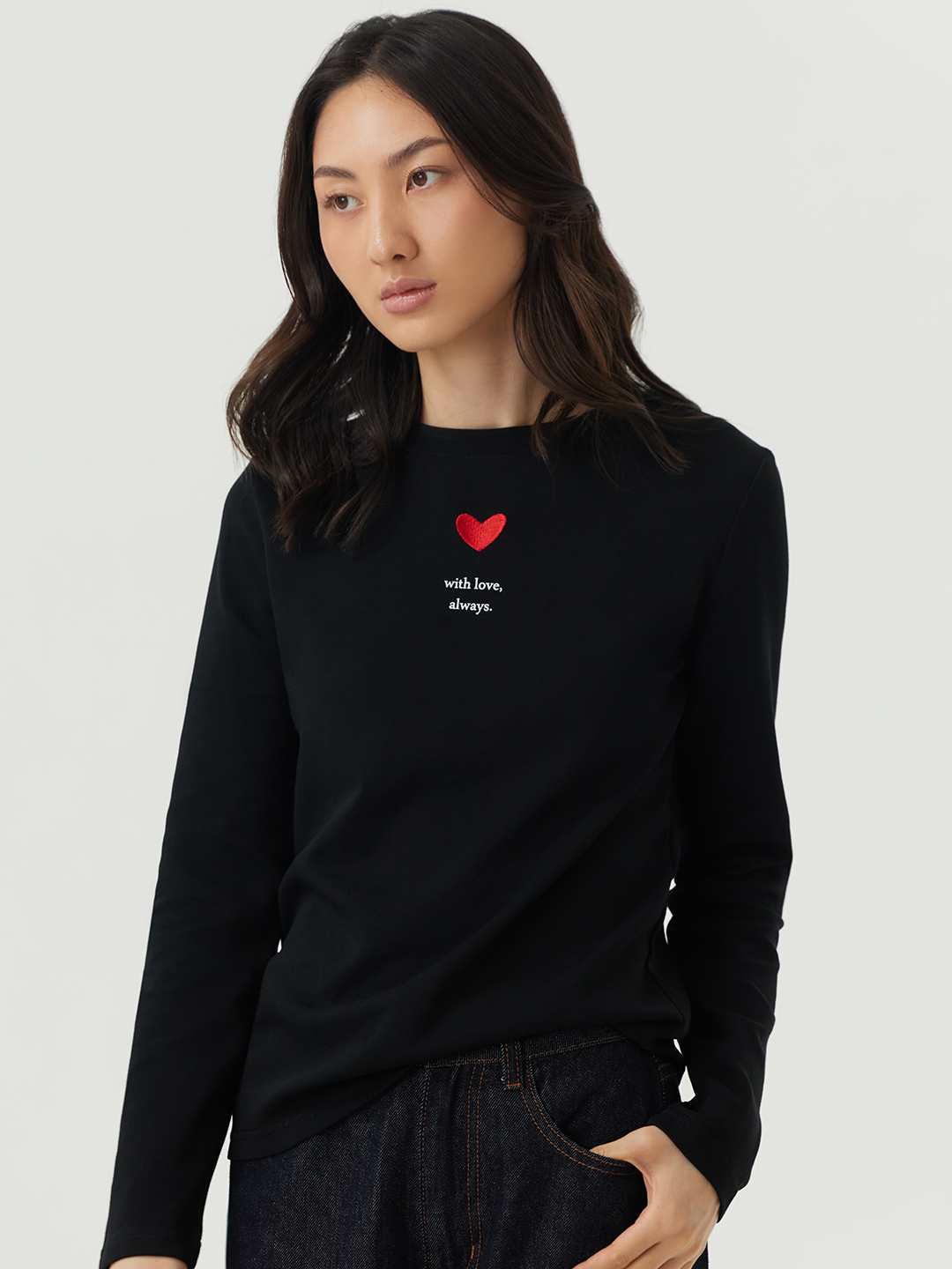 Лонгслив черный для женщин 48264-1 59