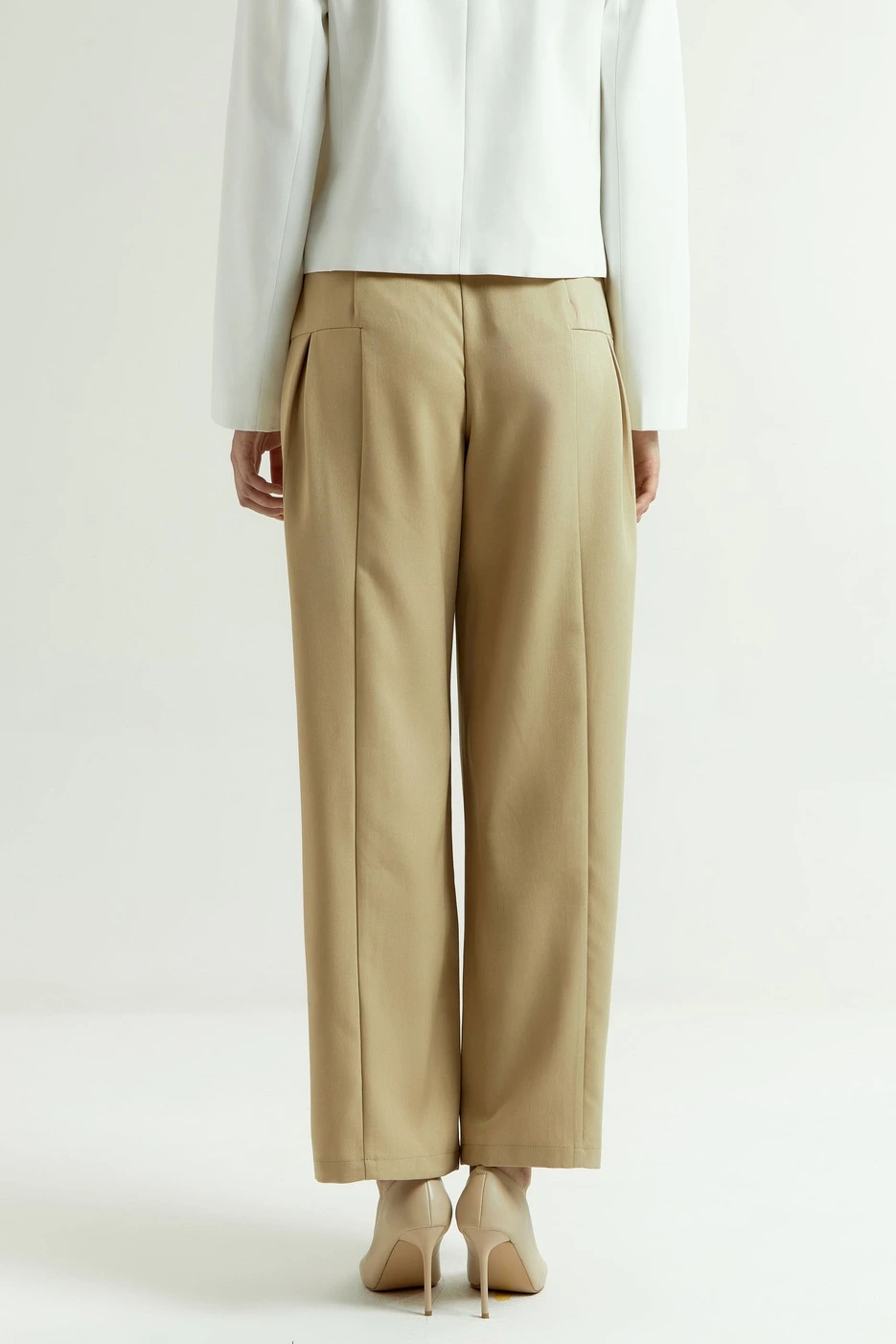 Брюки бежевый для женщин 44291-15 71