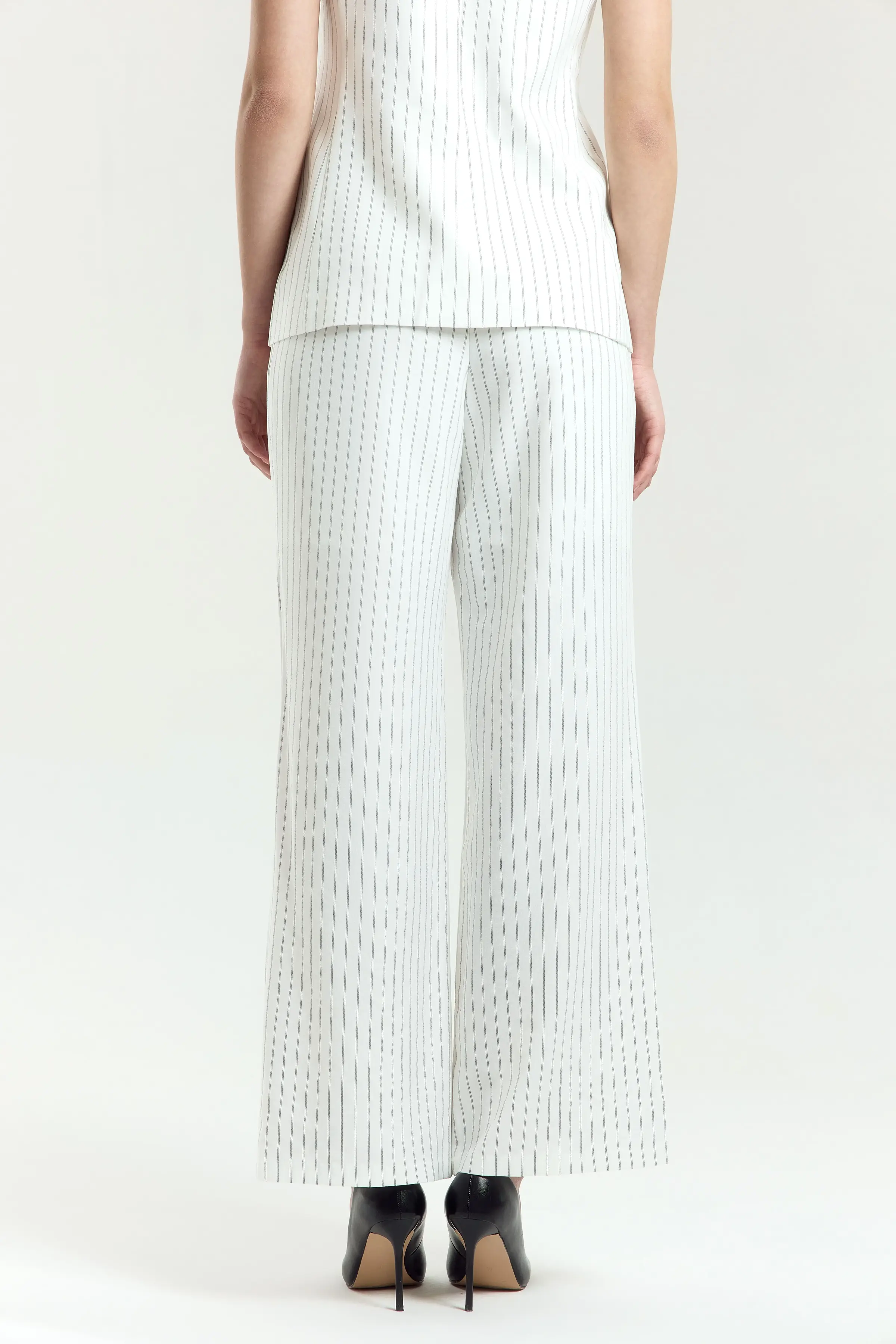 Брюки бело-черная полоска для женщин 45156-46 71