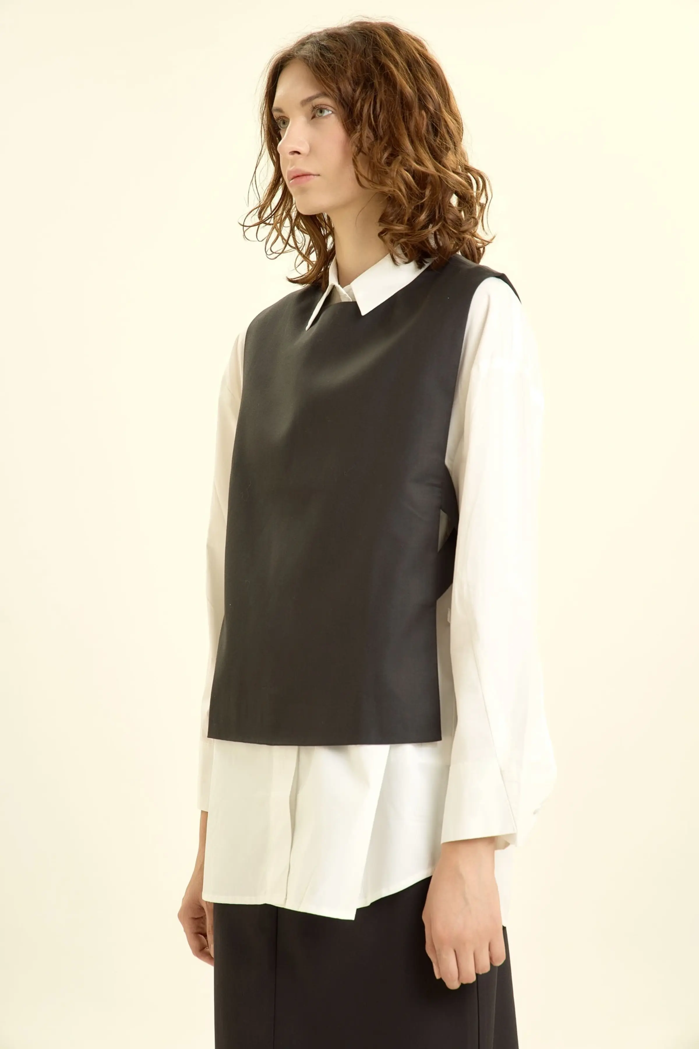 Жилетка черный для женщин 46144-1 68