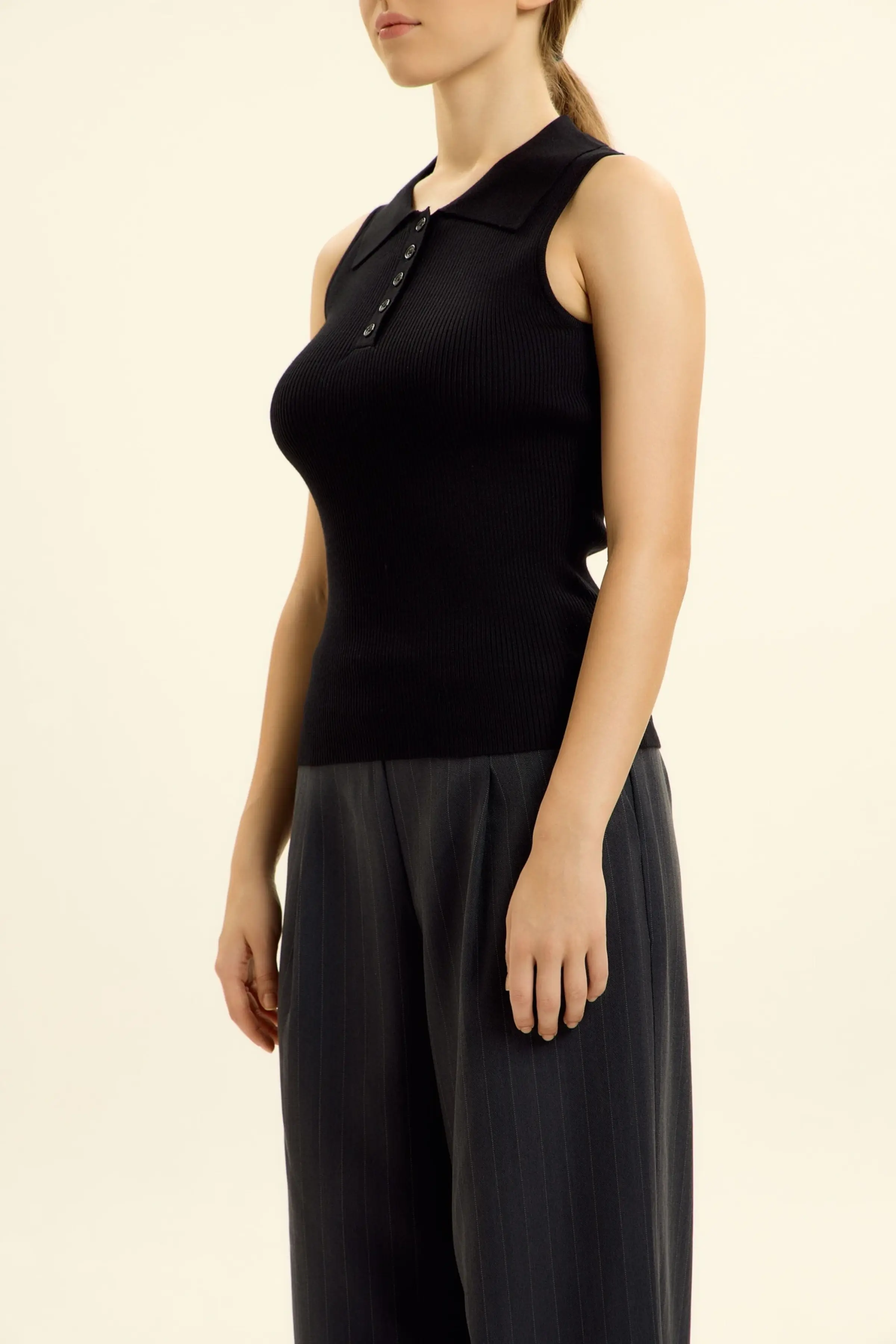 Джемпер черный для женщин 46238-1 60