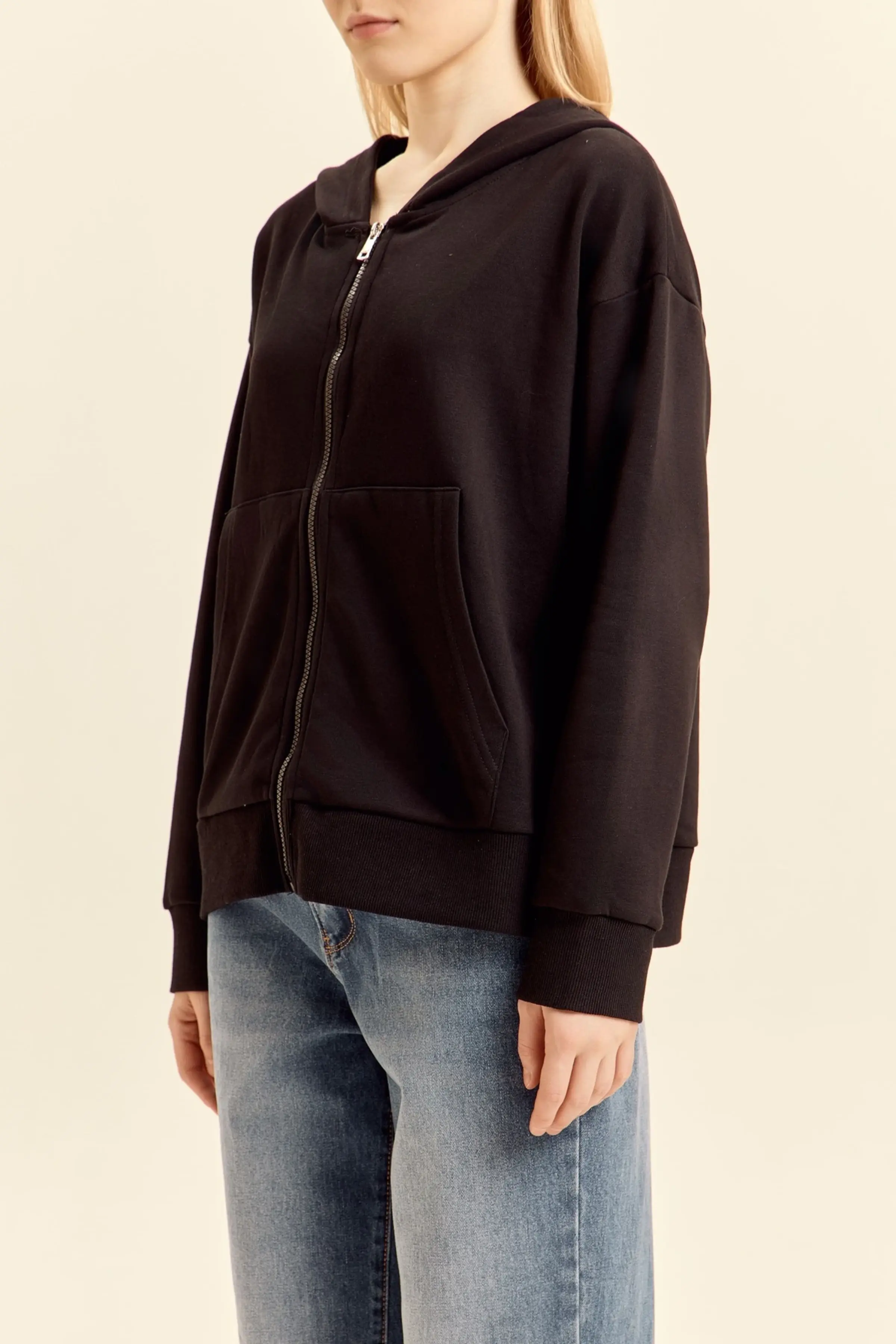 Джемпер черный для женщин 46167-1 60