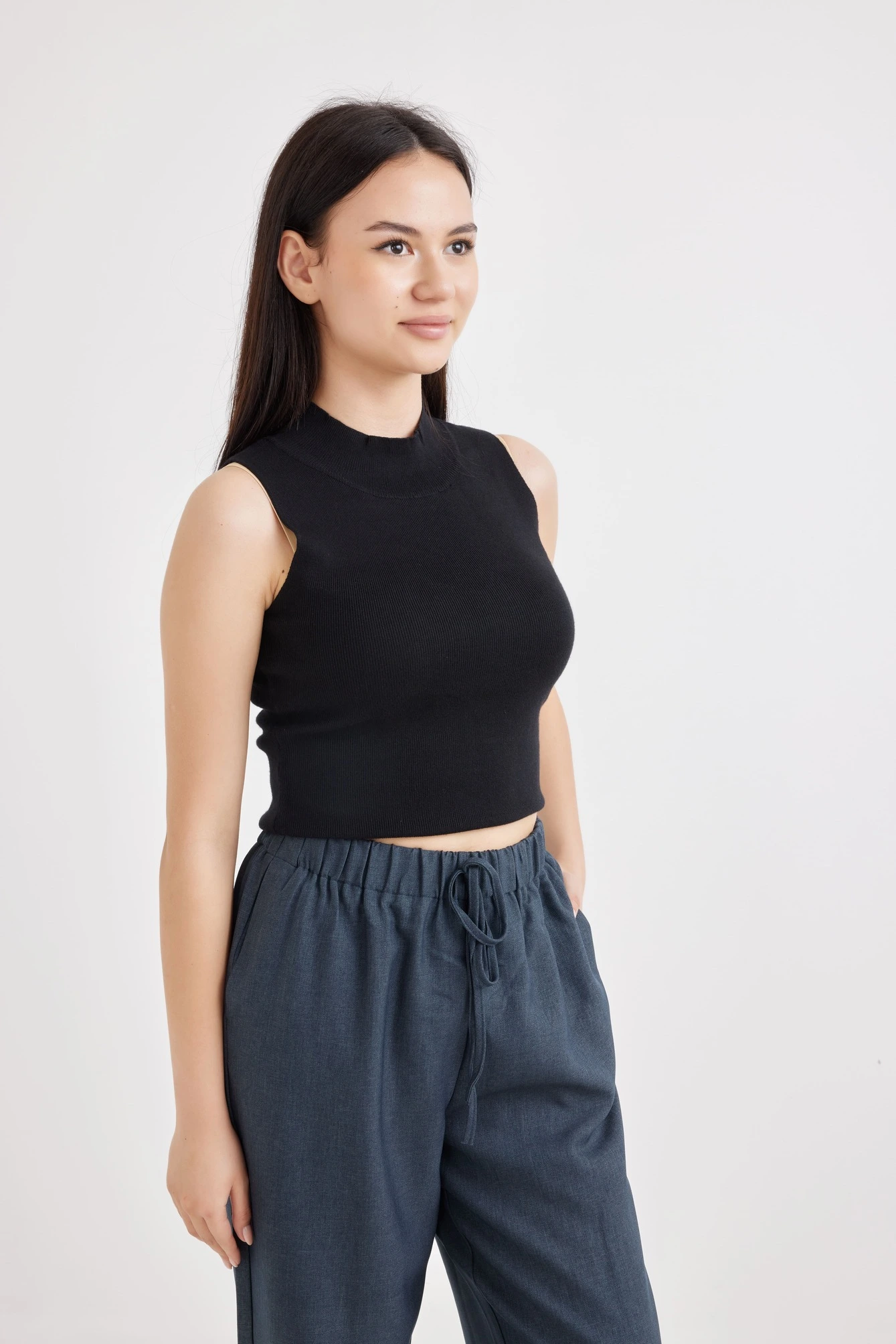 Топ черный для женщин 42102-1 46