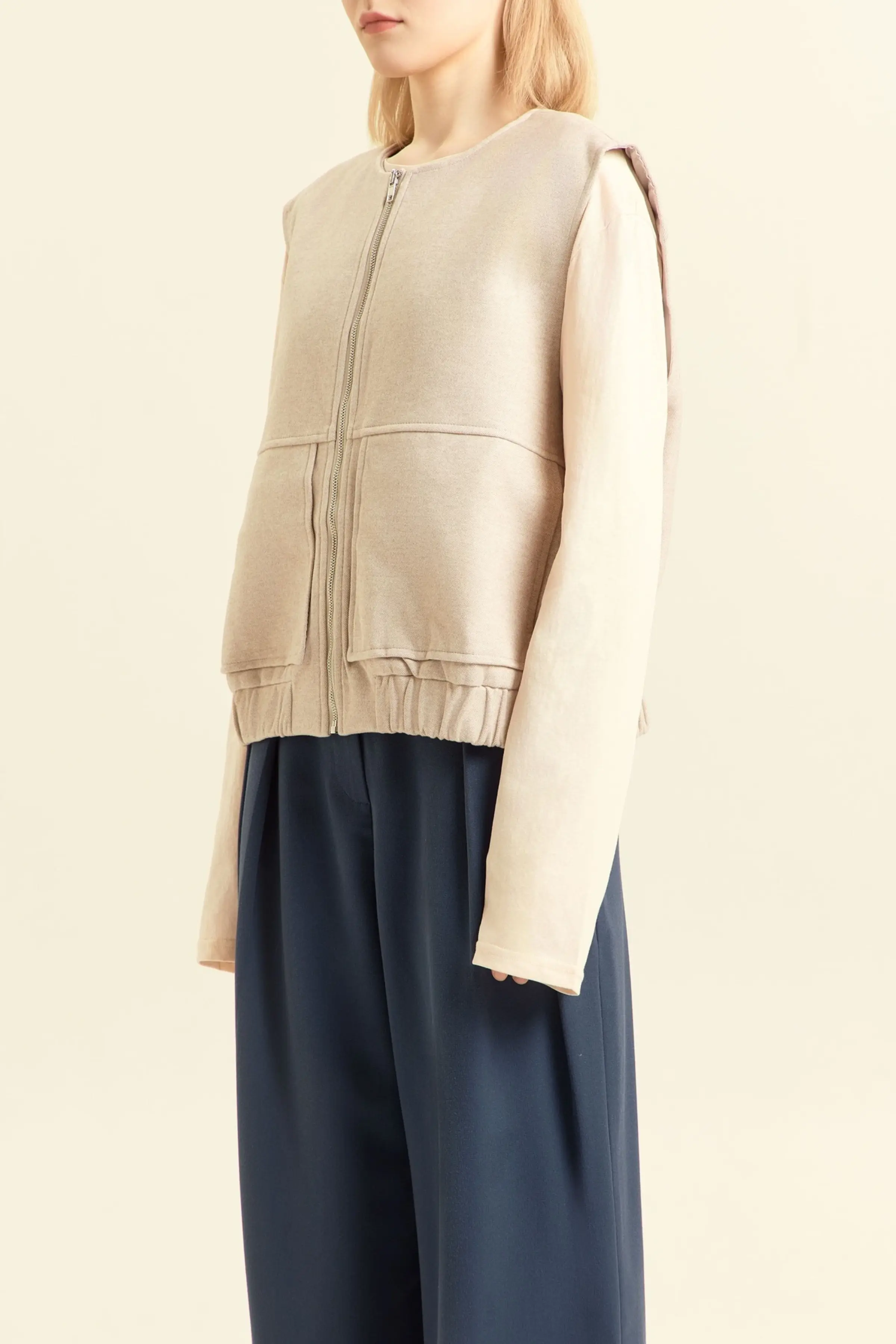 Жилетка бежевый для женщин 46259-15 58